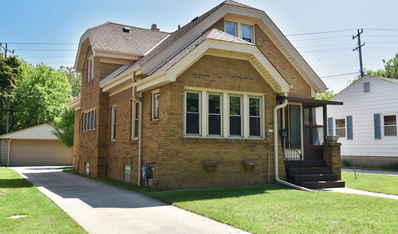 119 Ohio Ave, Milwaukee WI 53207-2759 exterior
