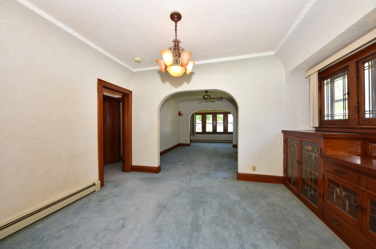 119 Ohio Ave, Milwaukee WI 53207-2759 exterior