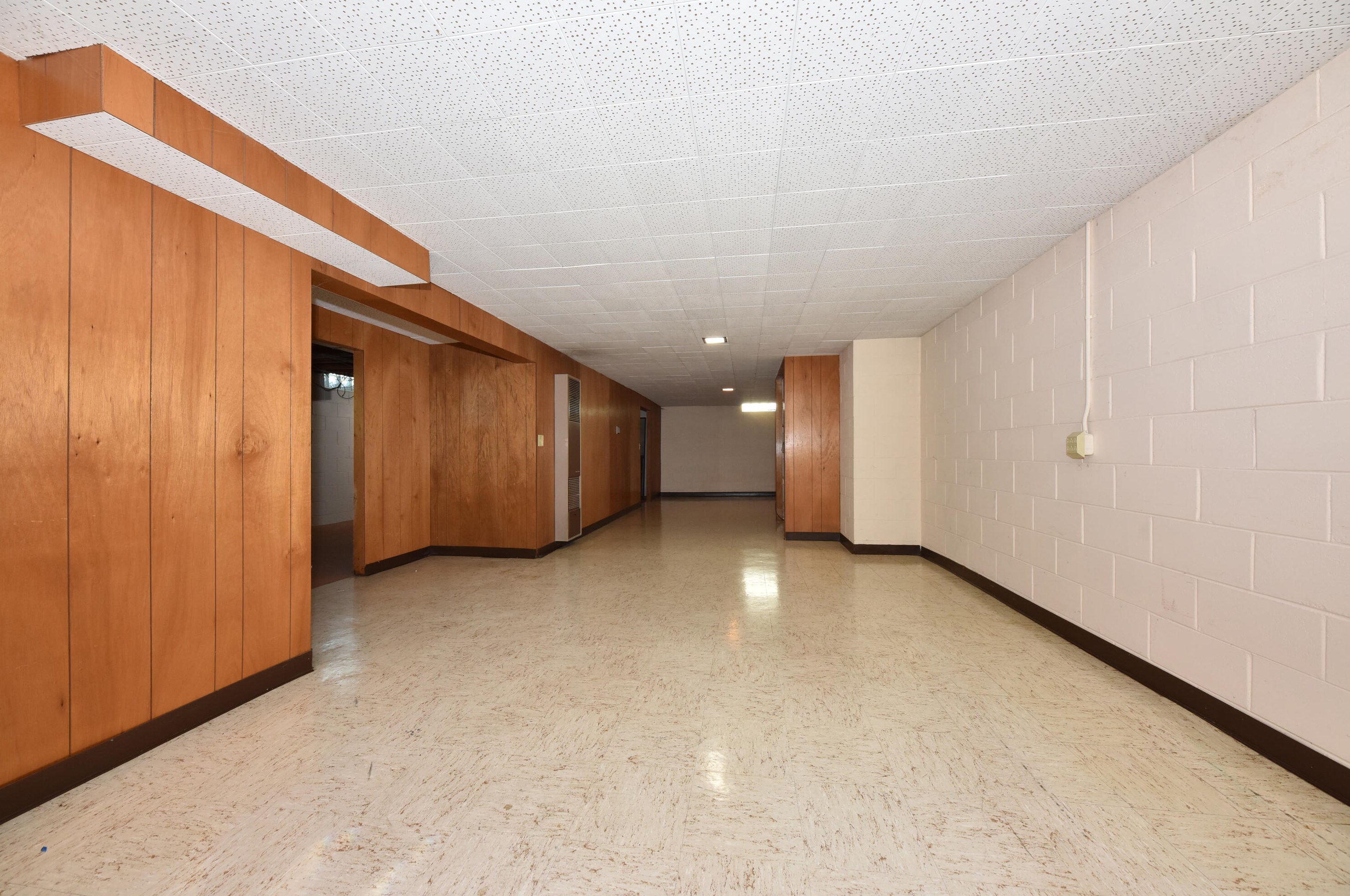 3805 Marcy St, Milwaukee WI 53220-1836 exterior