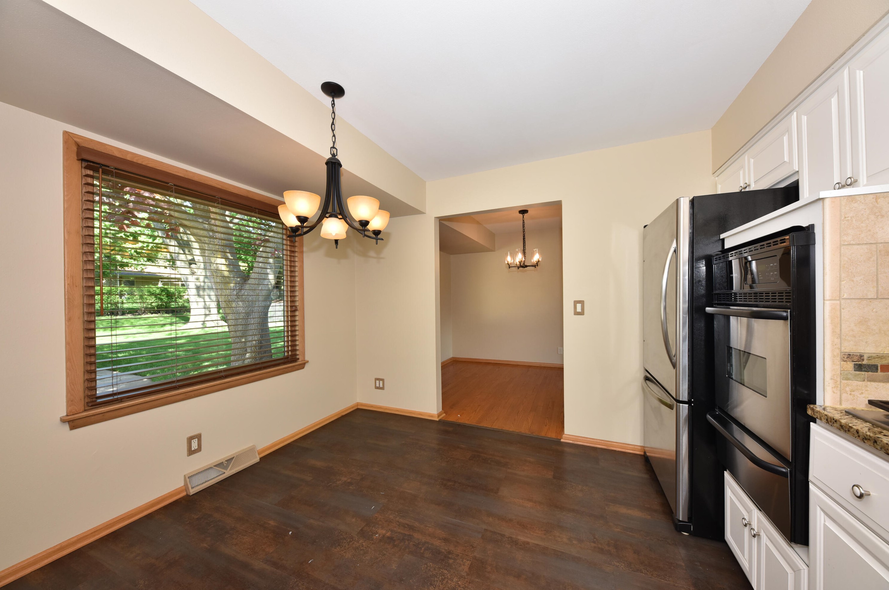 3805 Marcy St, Milwaukee WI 53220-1836 exterior