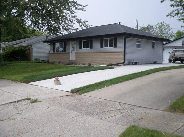 1652 19th Ave, Kenosha, WI 53140-1650