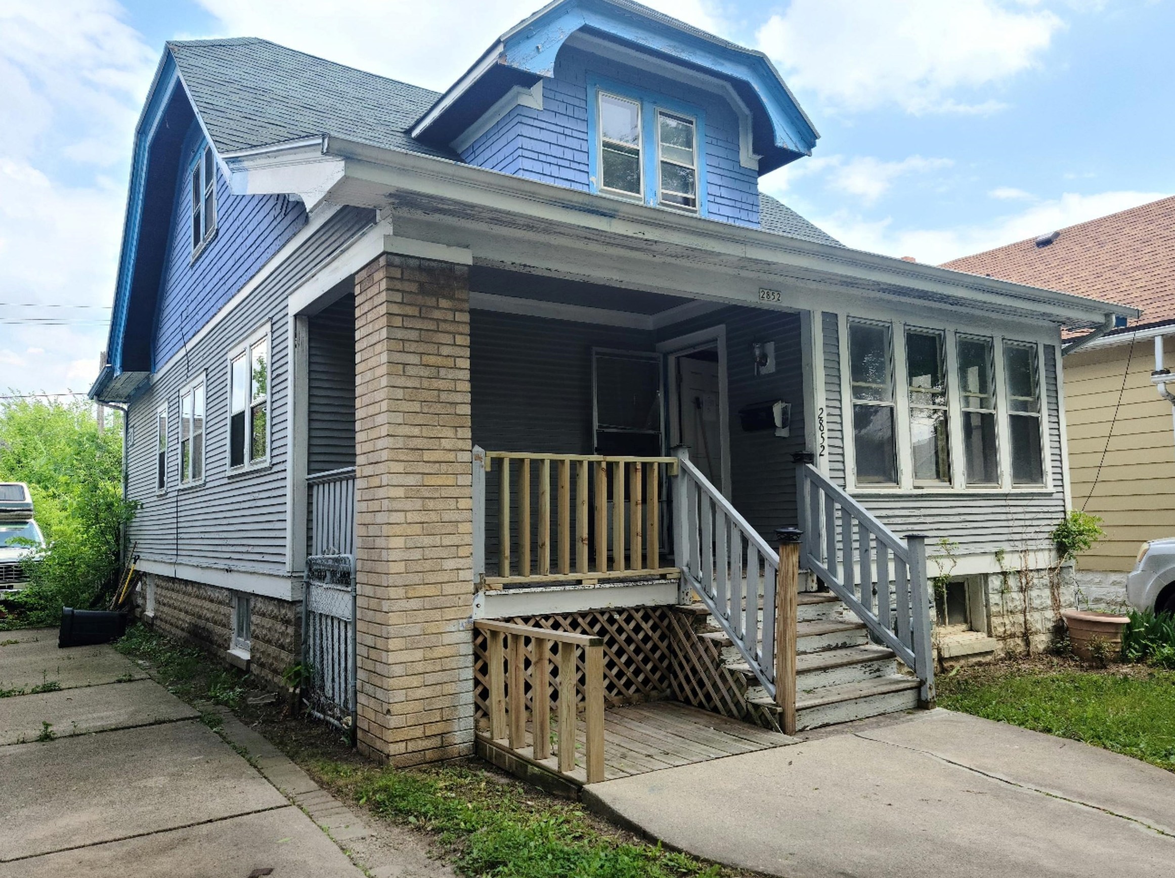 2852 N 59th St, Milwaukee, WI 53210