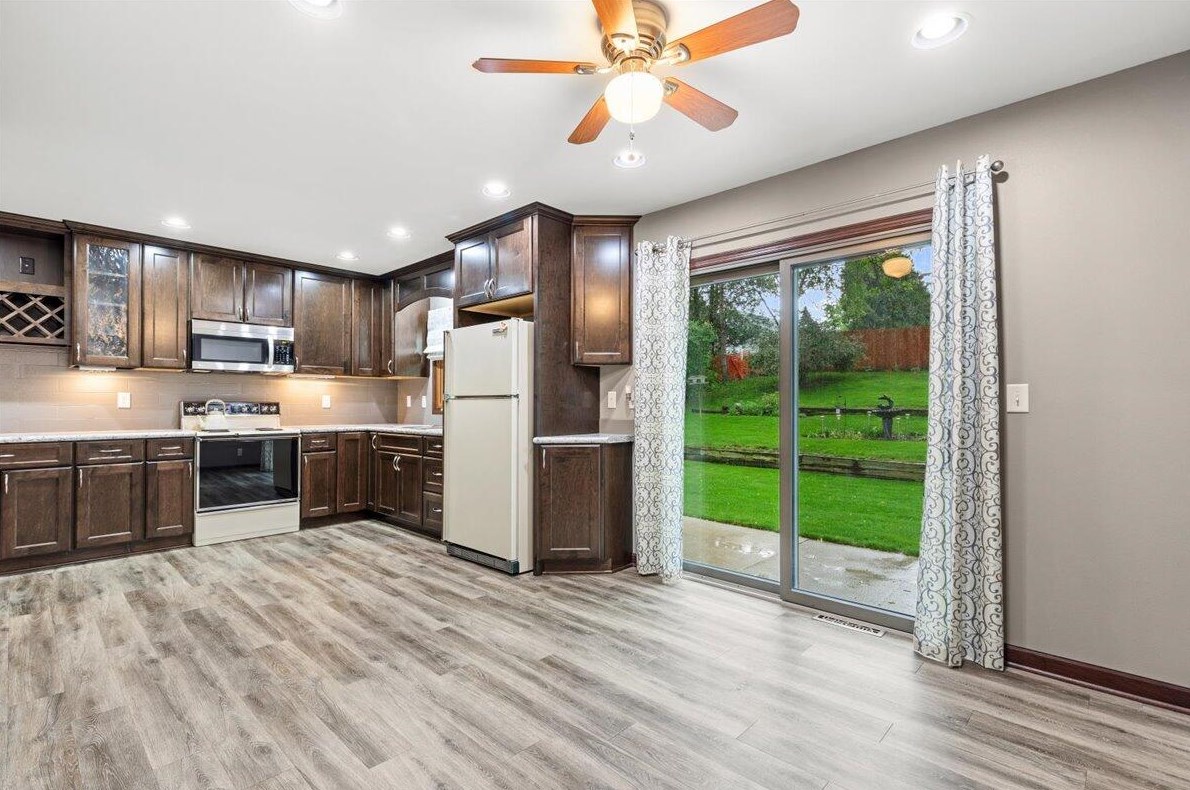 1611 Patricia Dr, West Bend, WI 53090