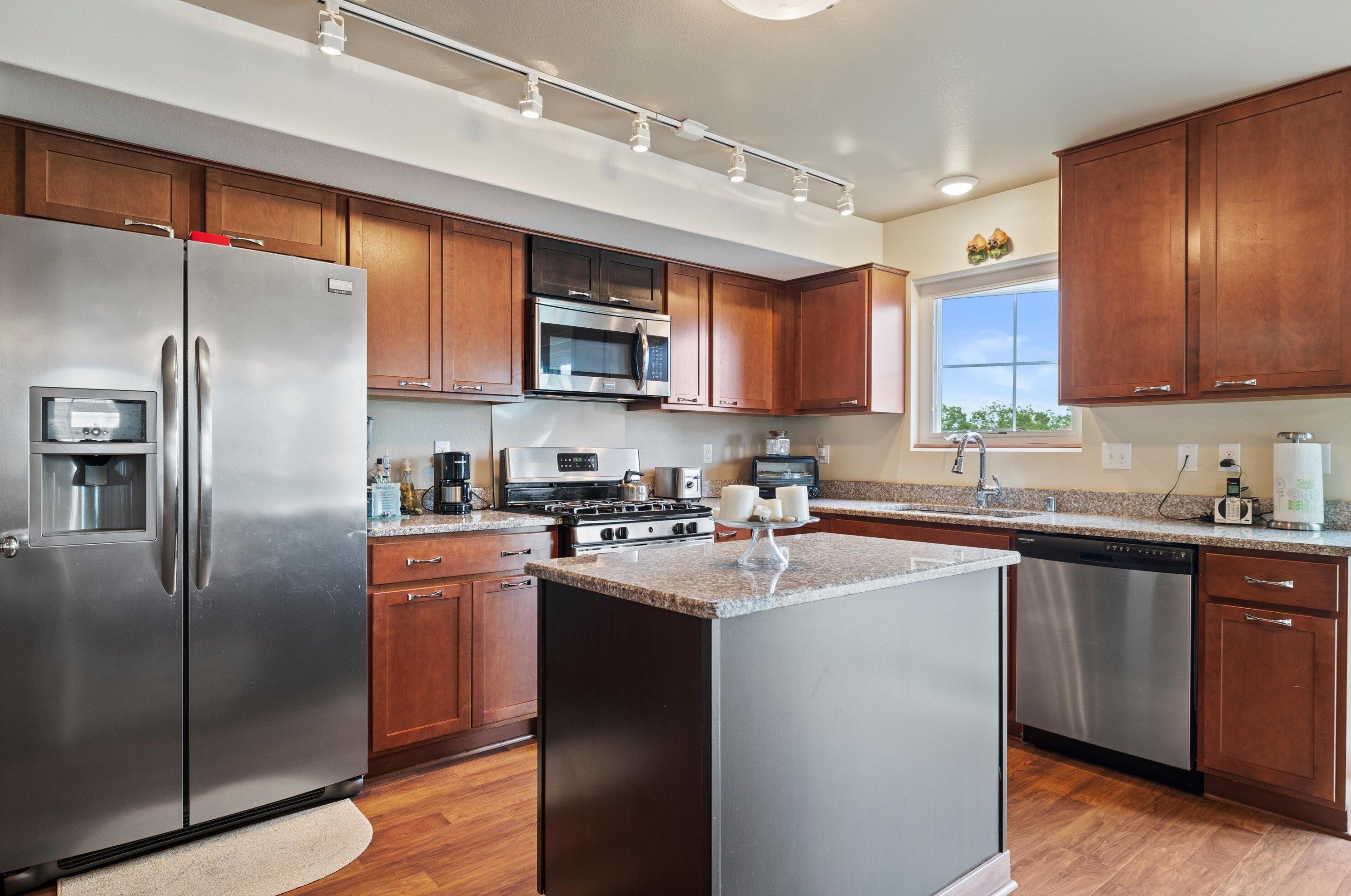 7942 Riverview, Milwaukee WI 53209 exterior