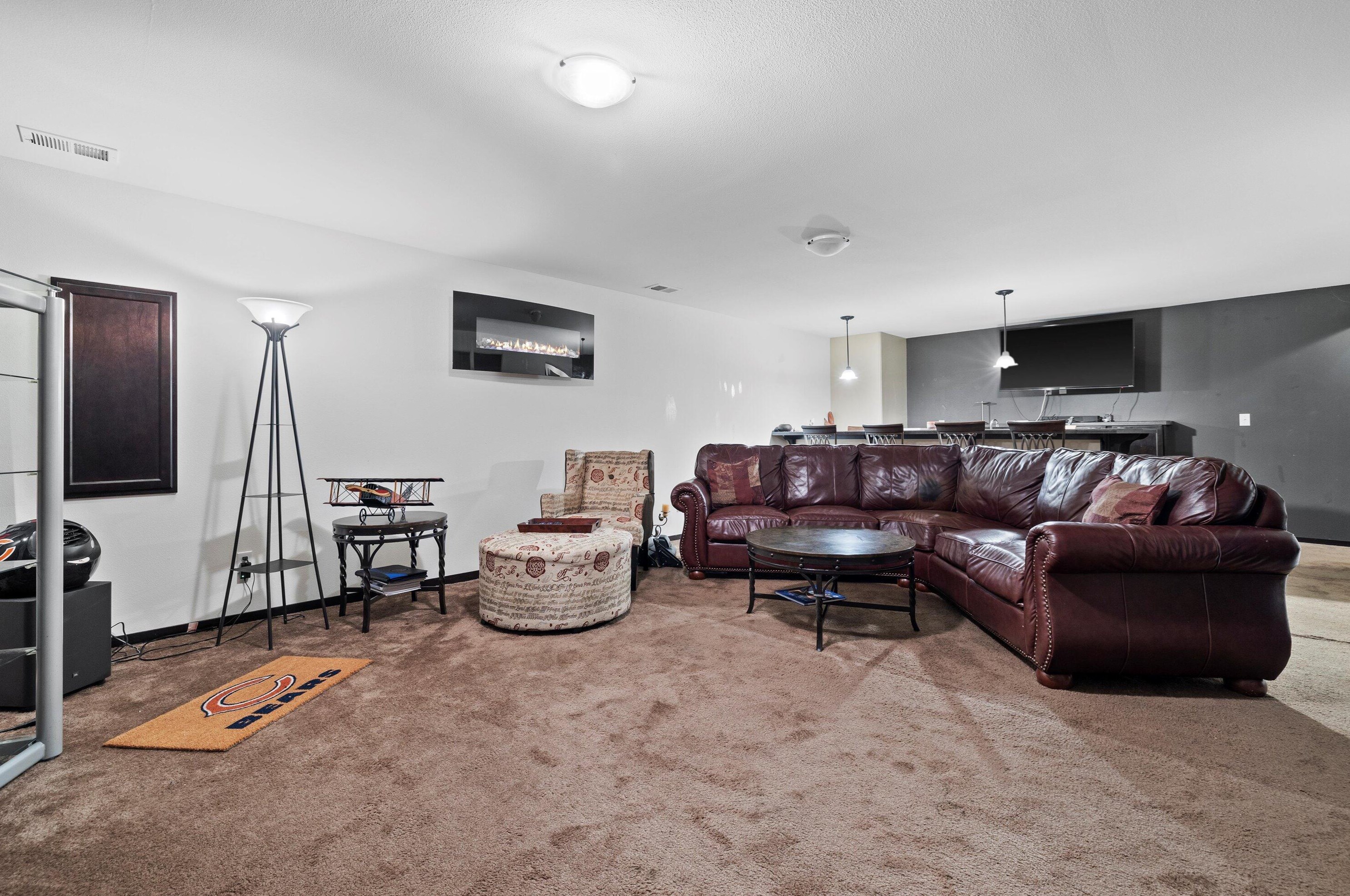 7942 Riverview, Milwaukee WI 53209 exterior