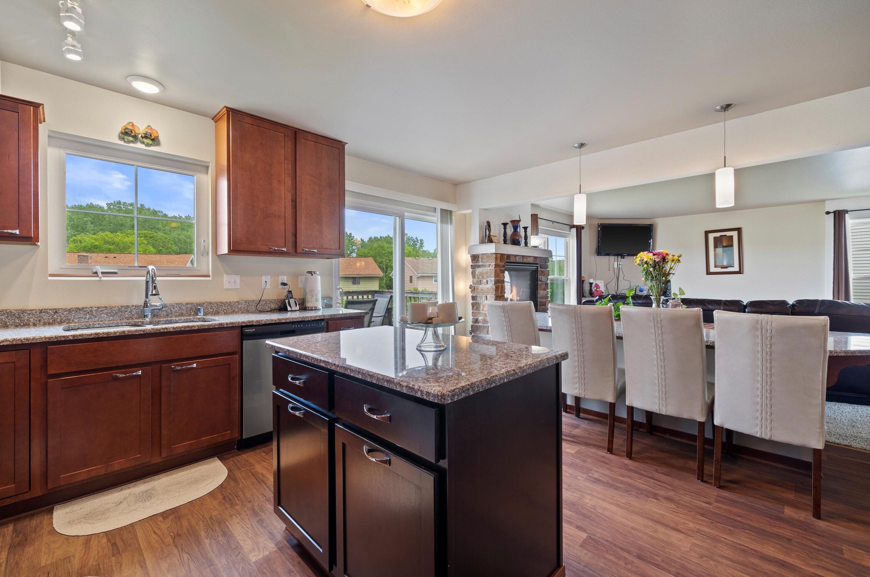 7942 Riverview, Milwaukee WI 53209 exterior