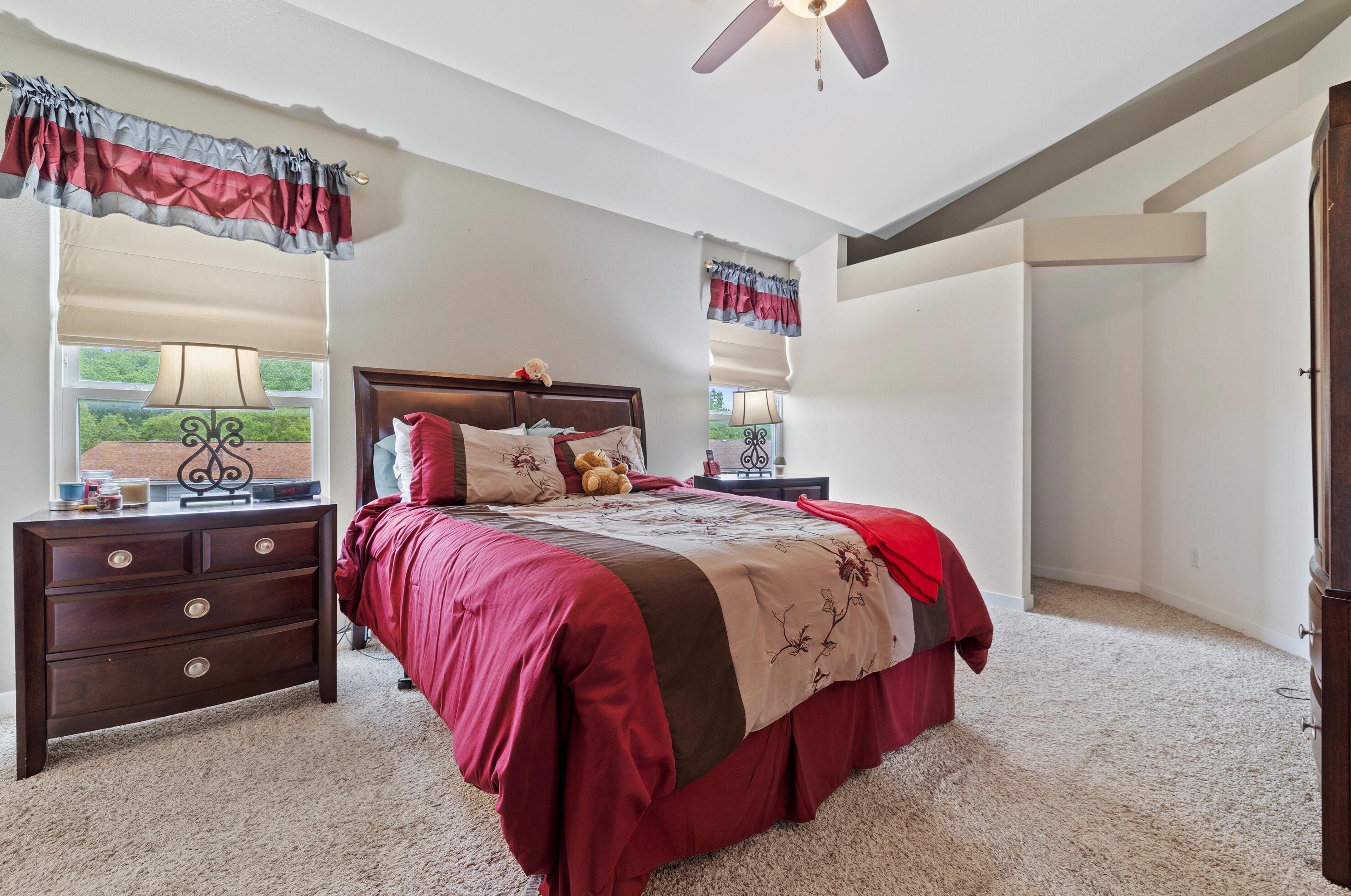 7942 Riverview, Milwaukee WI 53209 exterior