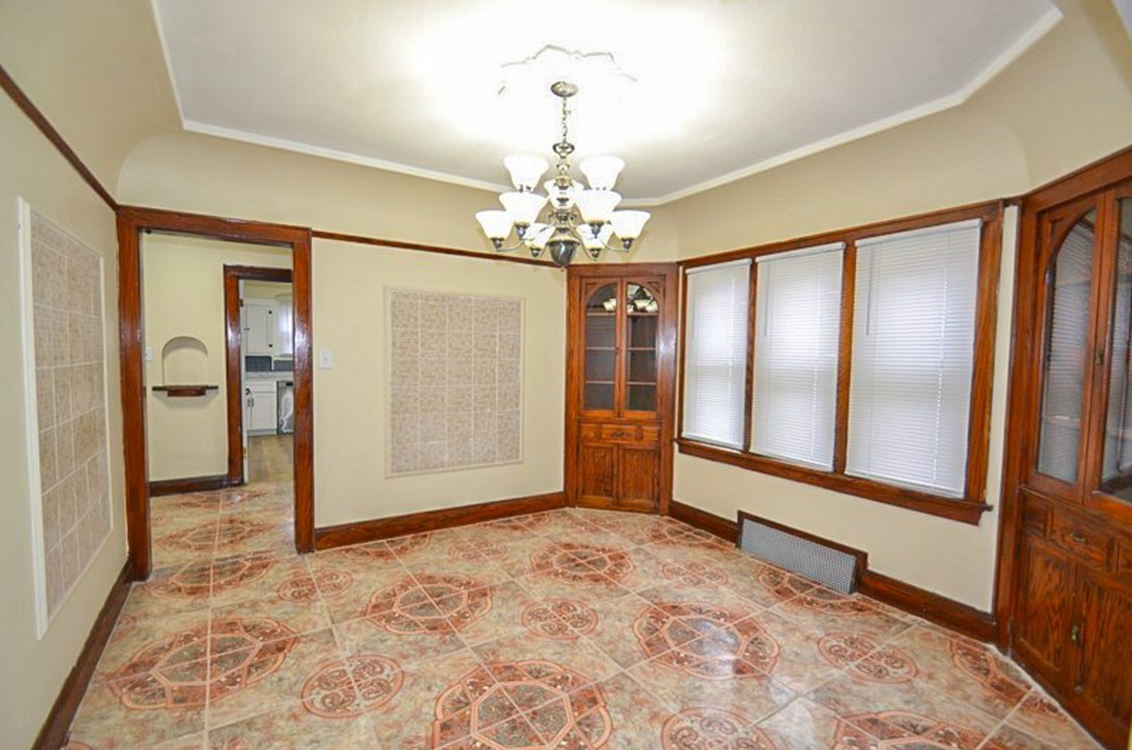 3346 36, Milwaukee WI 53216-3718 exterior