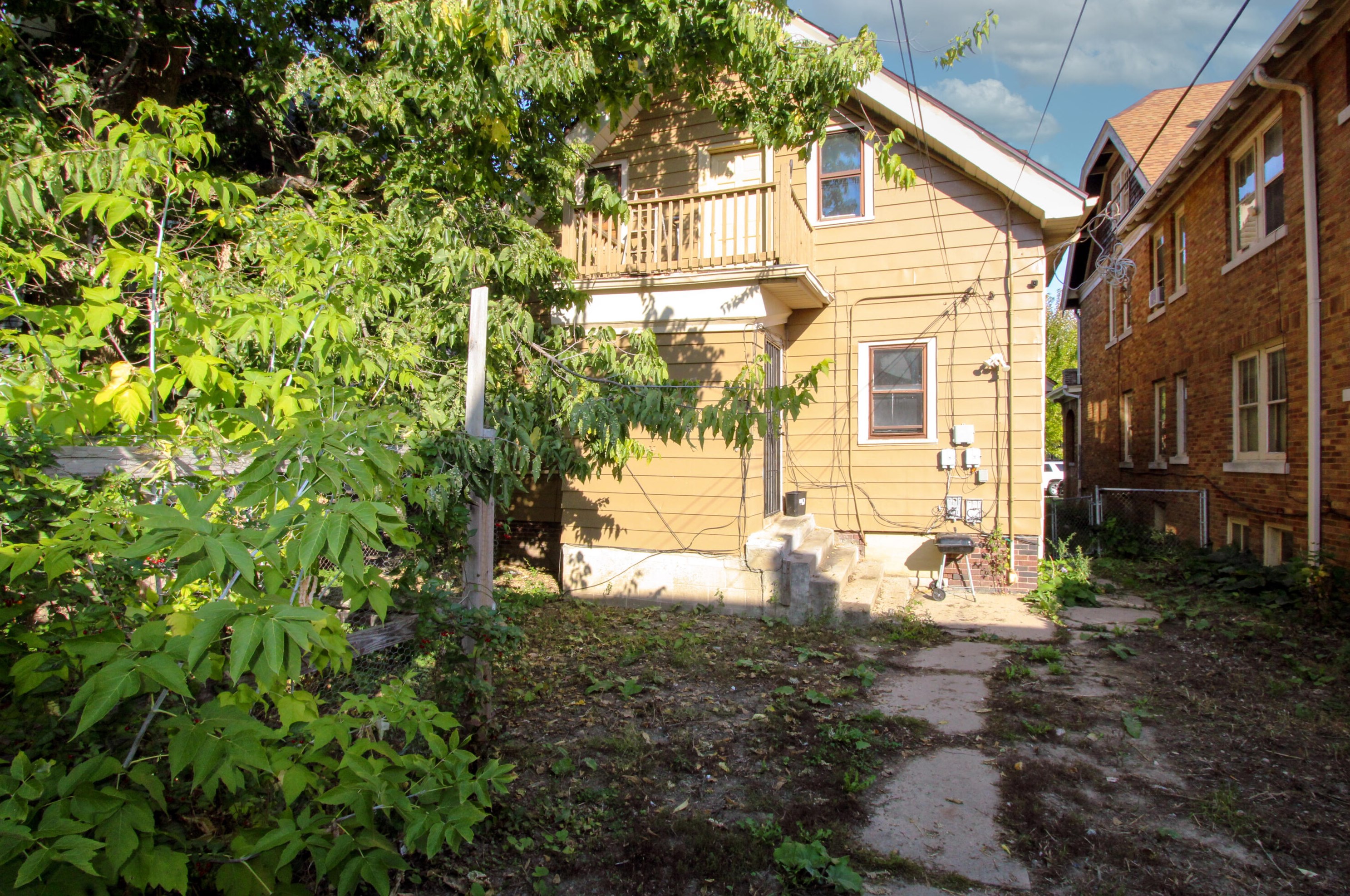 2625 50th St, Milwaukee WI  53219-3222 exterior