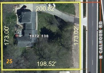 2435 Calhoun Rd, Brookfield, WI 53005-4432