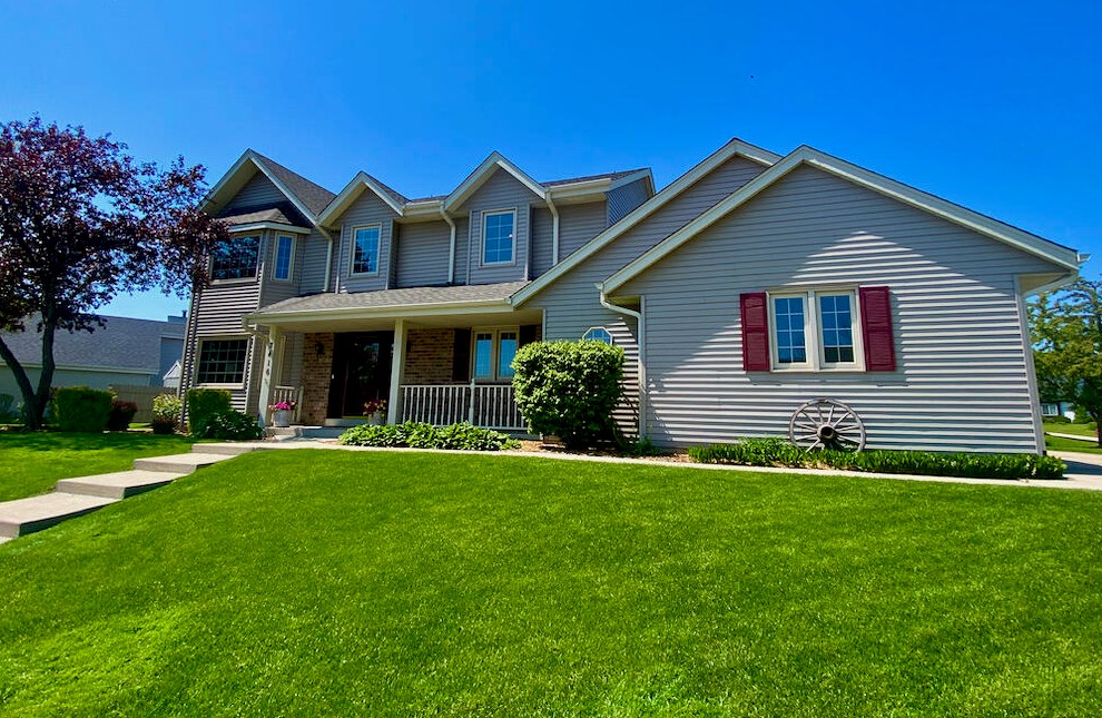 3416 18th Ave, South Milwaukee, WI 53172