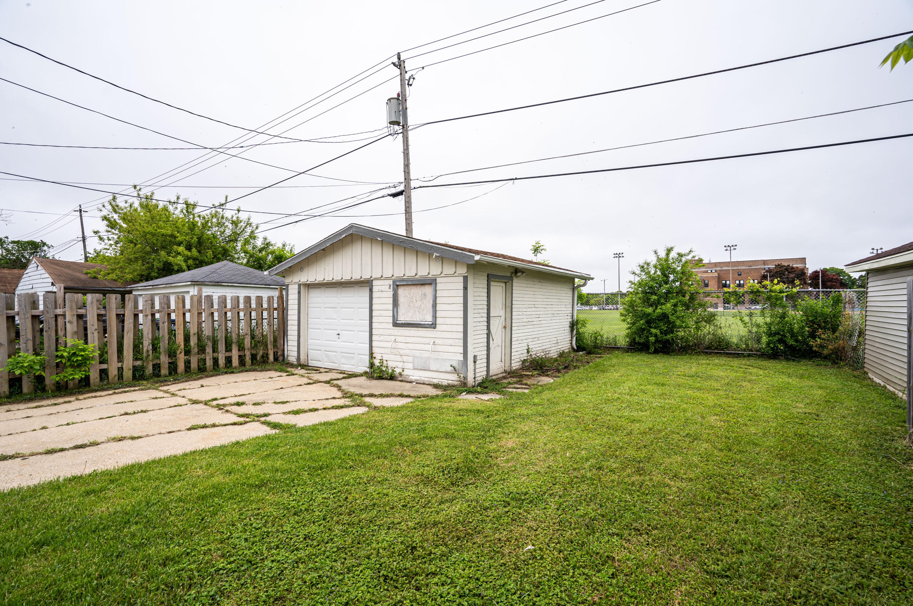 4459 22nd St, Milwaukee WI  53209-6308 exterior