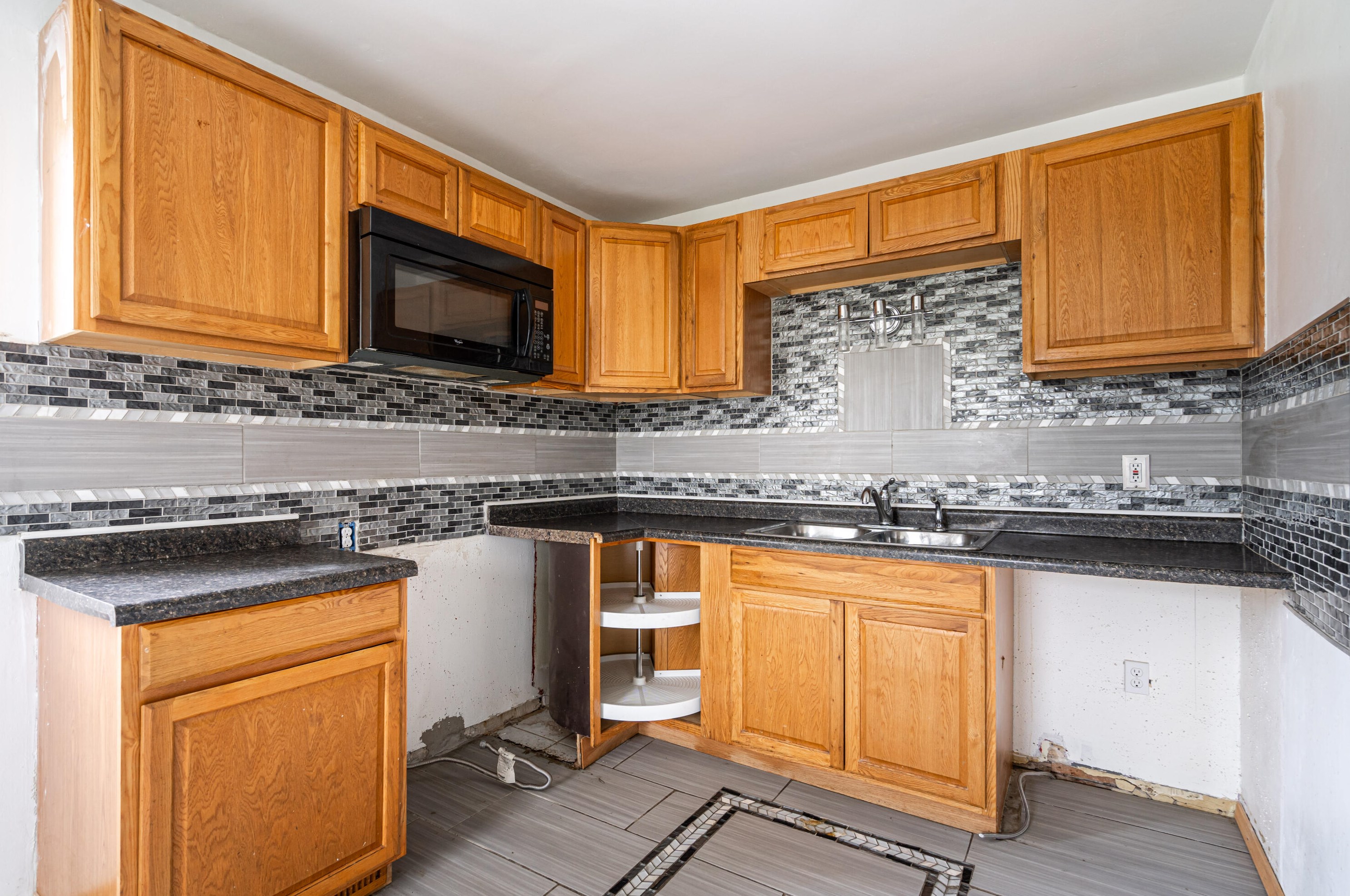 4459 22nd St, Milwaukee WI  53209-6308 exterior