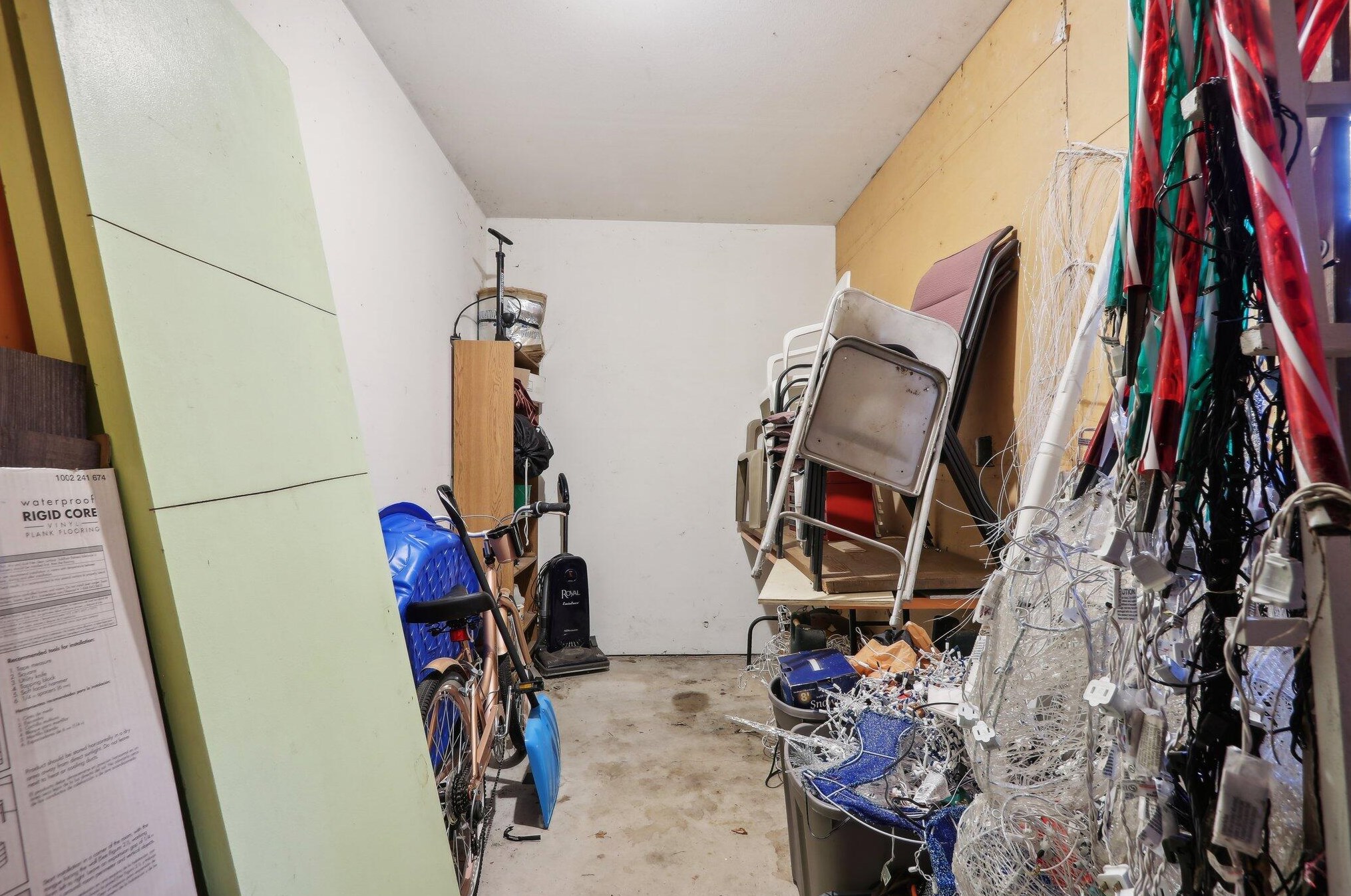 714 Edgewood Ave, South Milwaukee WI 53172-3848 exterior