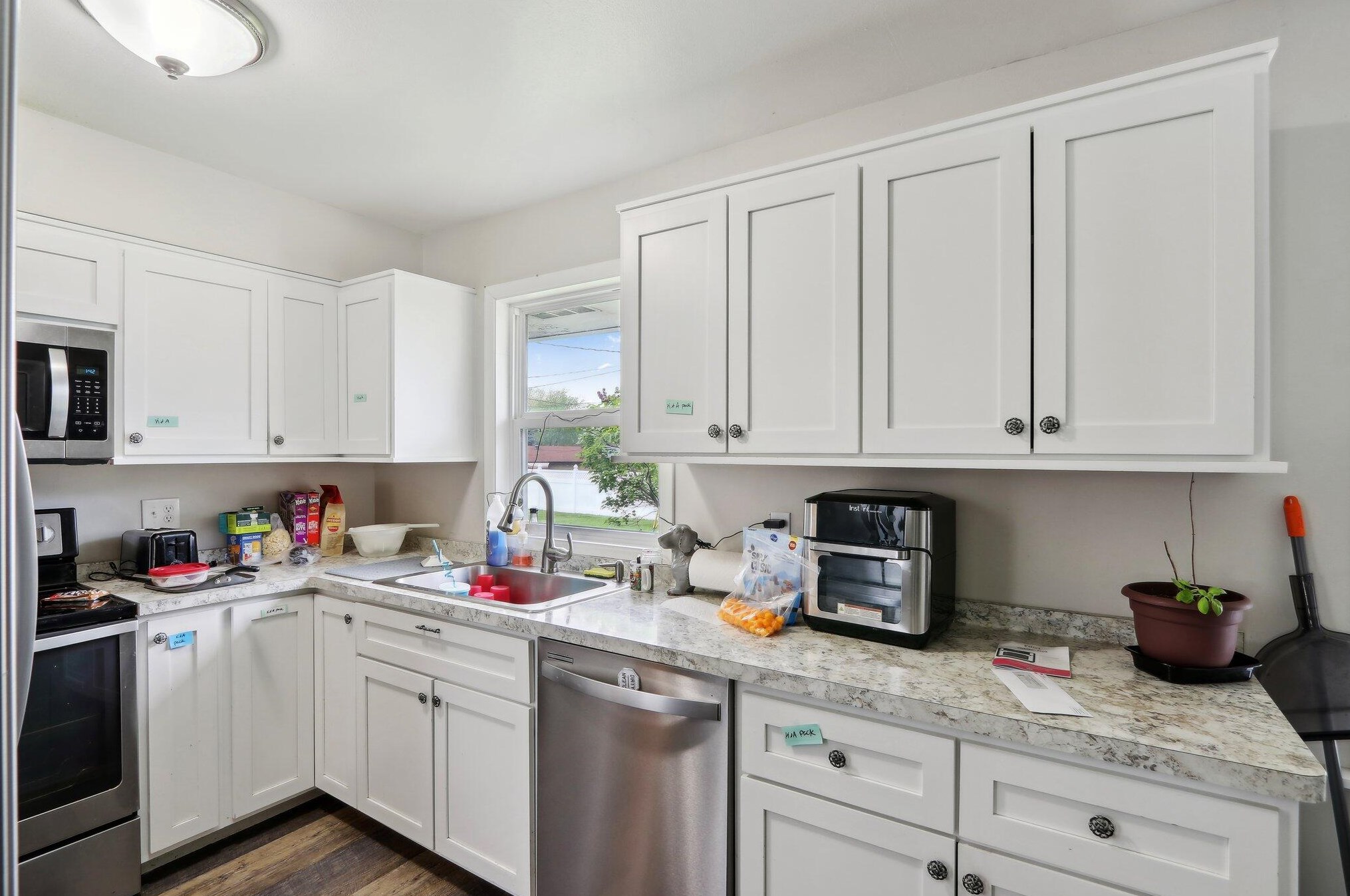 714 Edgewood Ave, South Milwaukee WI 53172-3848 exterior