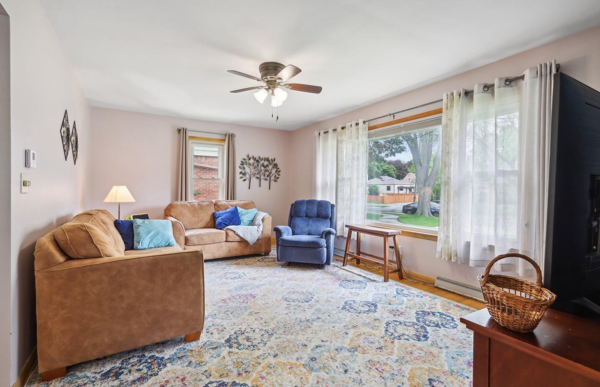 4029 Nevada St, Milwaukee WI 53207-2828 exterior