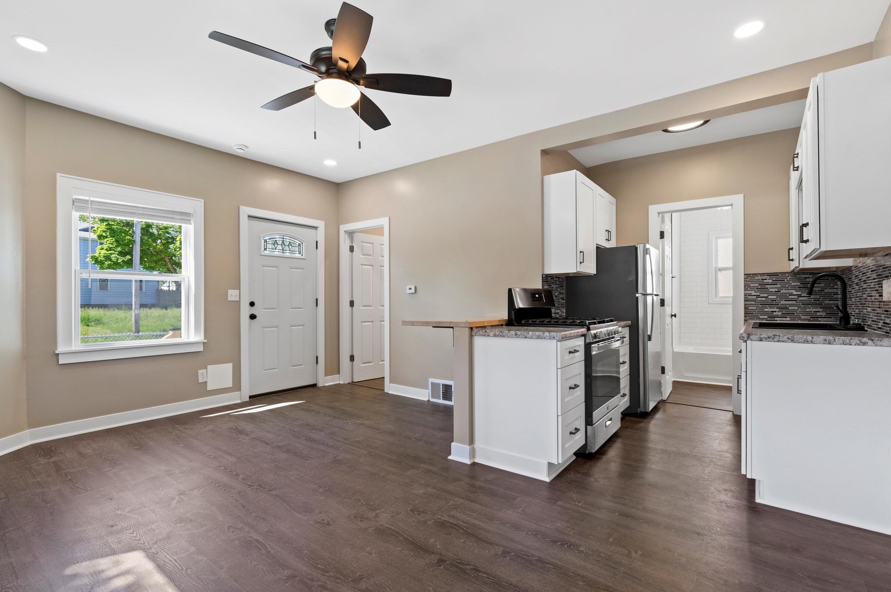 1400 Congress St, Milwaukee WI 53209-6417 exterior