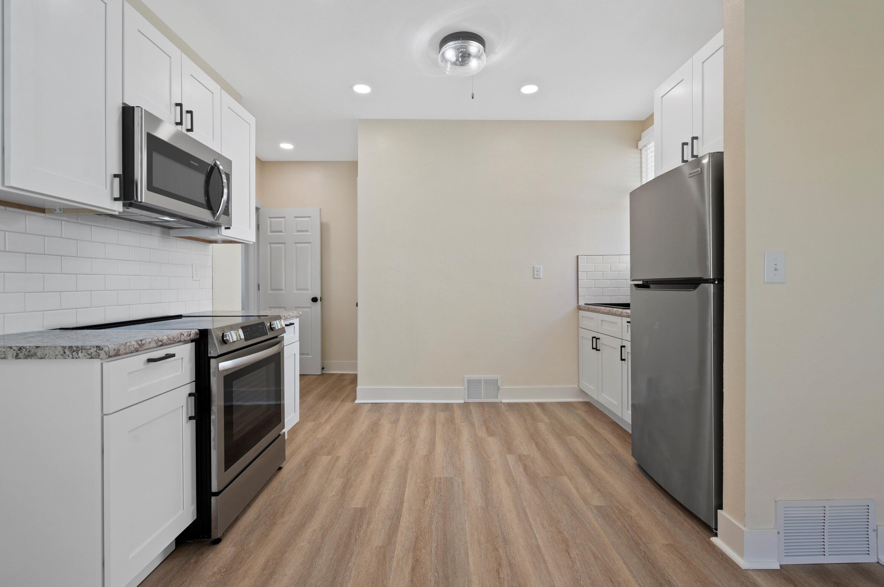 1400 Congress St, Milwaukee WI 53209-6417 exterior