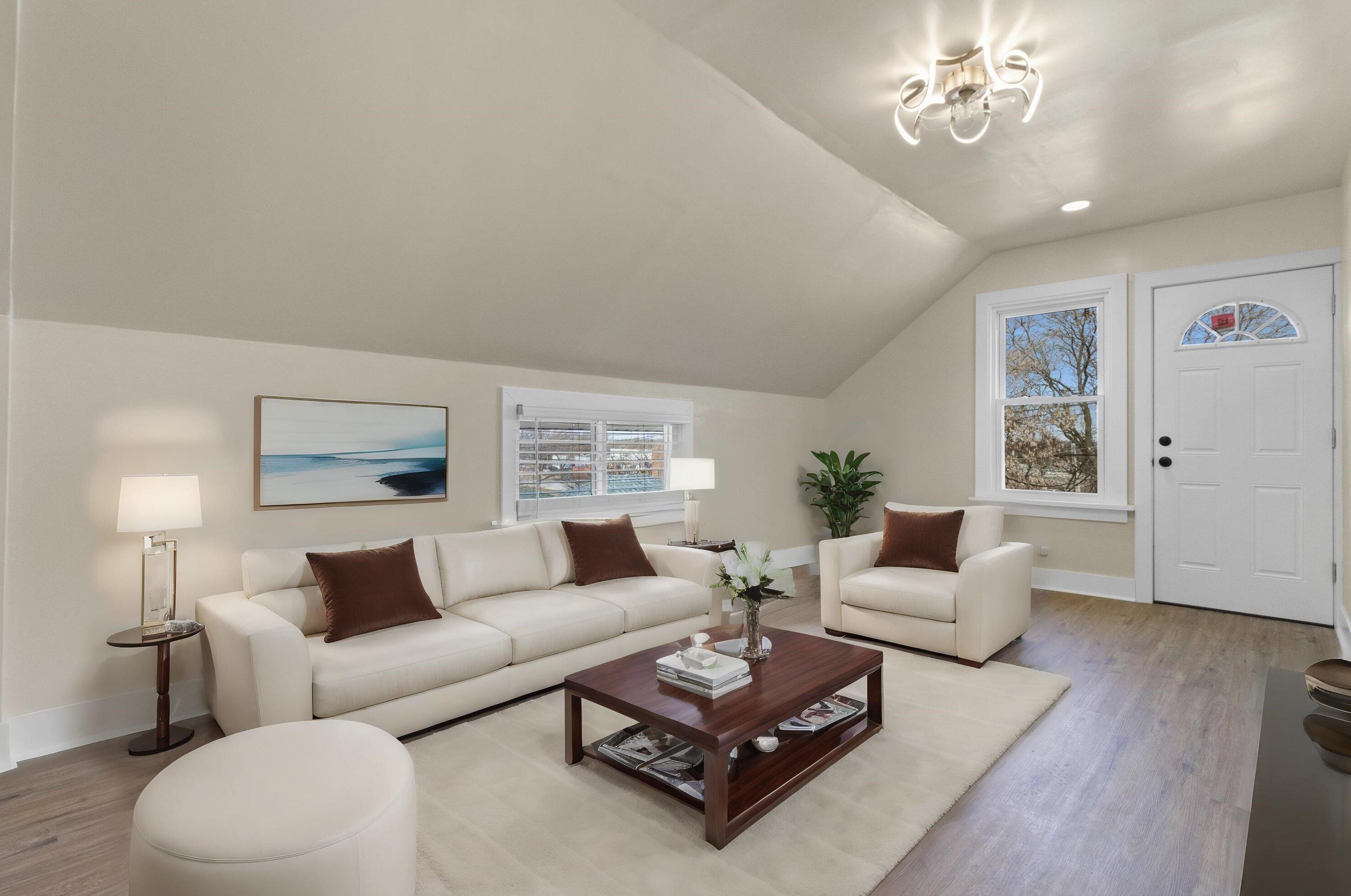 1400 Congress St, Milwaukee WI 53209-6417 exterior