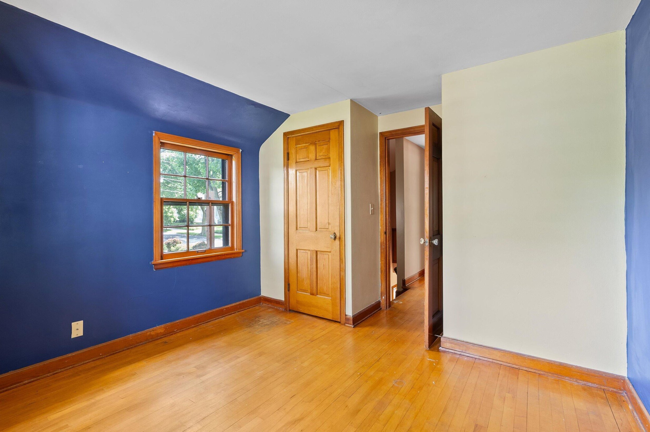 6333 Chambers St, Milwaukee WI 53210-1457 exterior