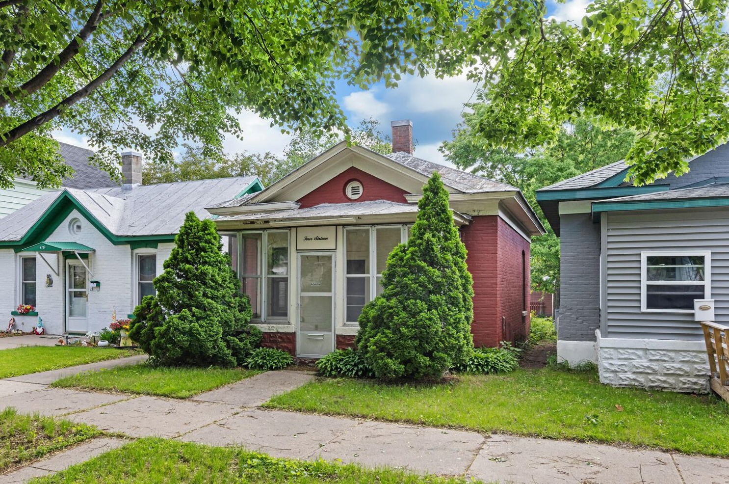 416 Caledonia St, La Crosse, WI 54603-3003