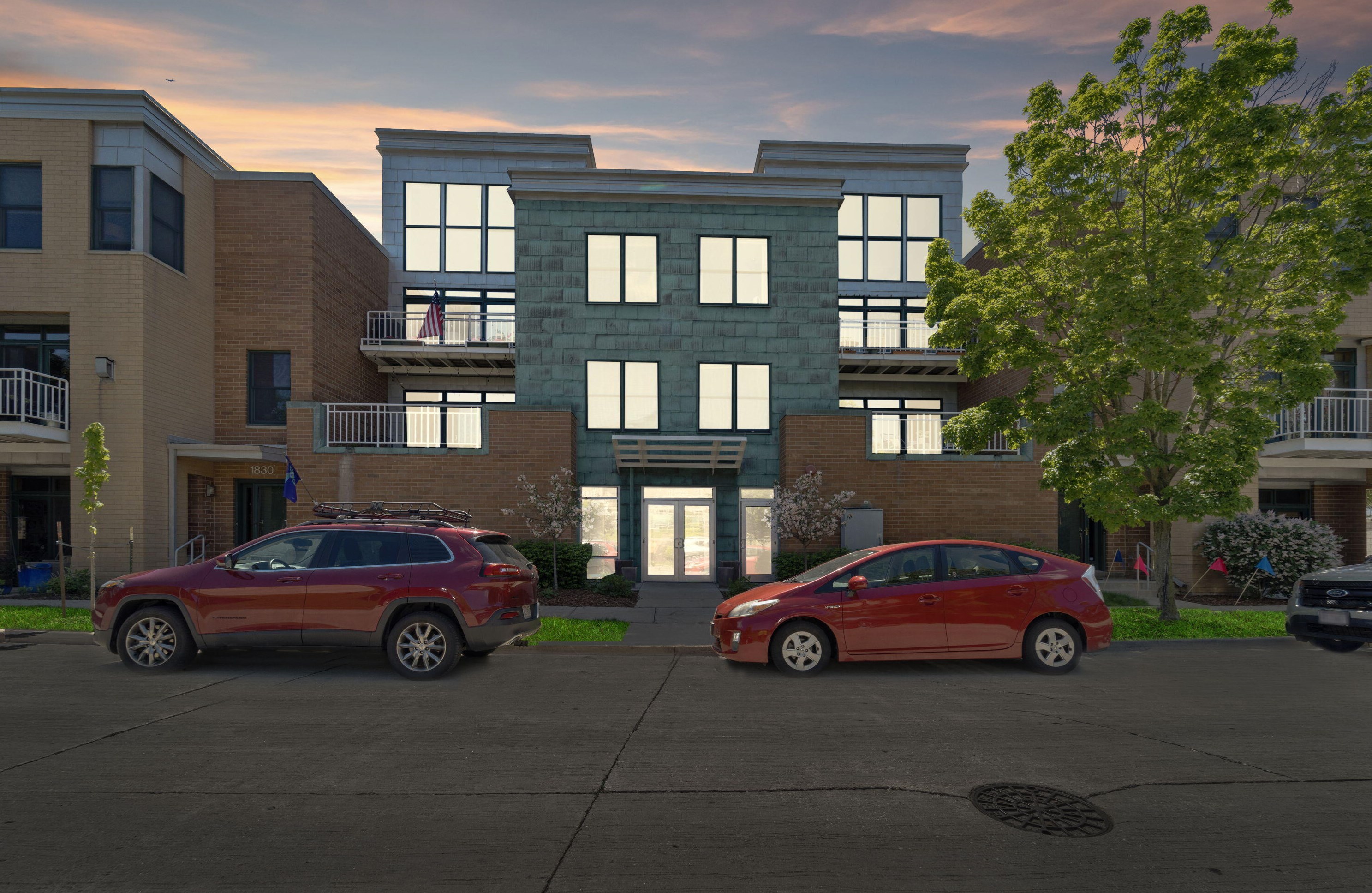 1820 Cape St, Milwaukee, WI 53212-3925