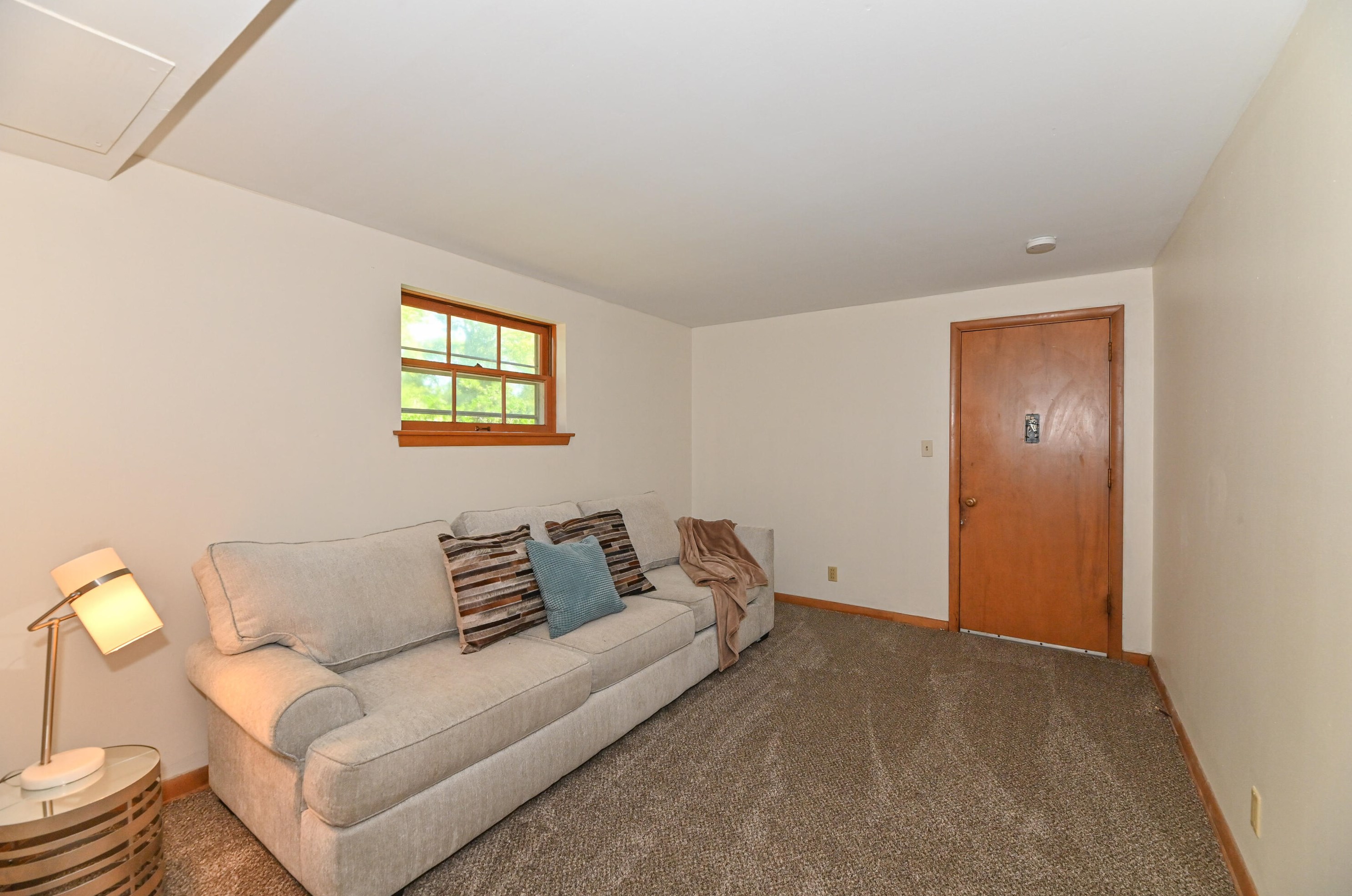 2520 Kenboern Dr, Milwaukee WI 53209-1836 exterior