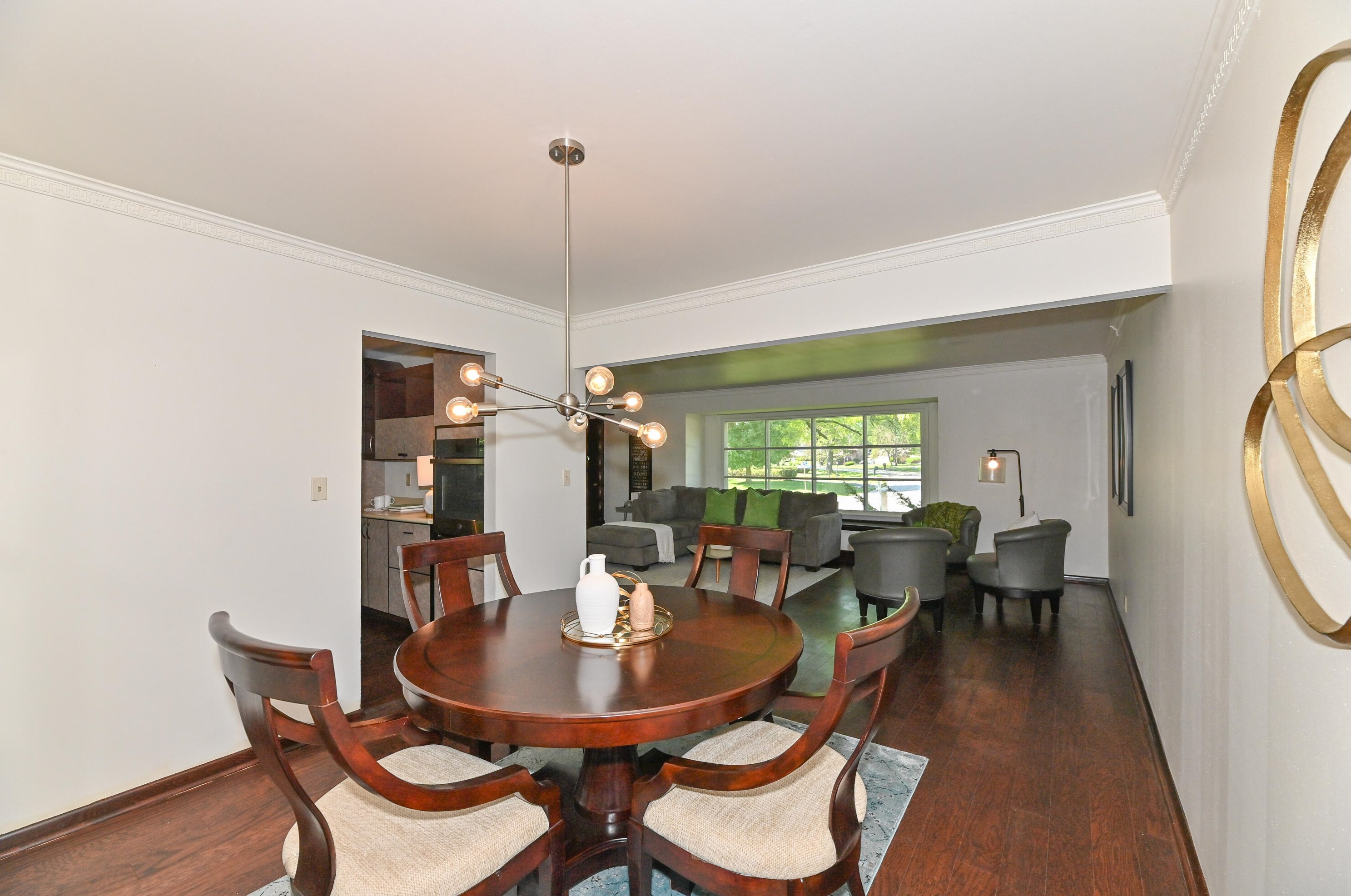 2520 Kenboern Dr, Milwaukee WI 53209-1836 exterior