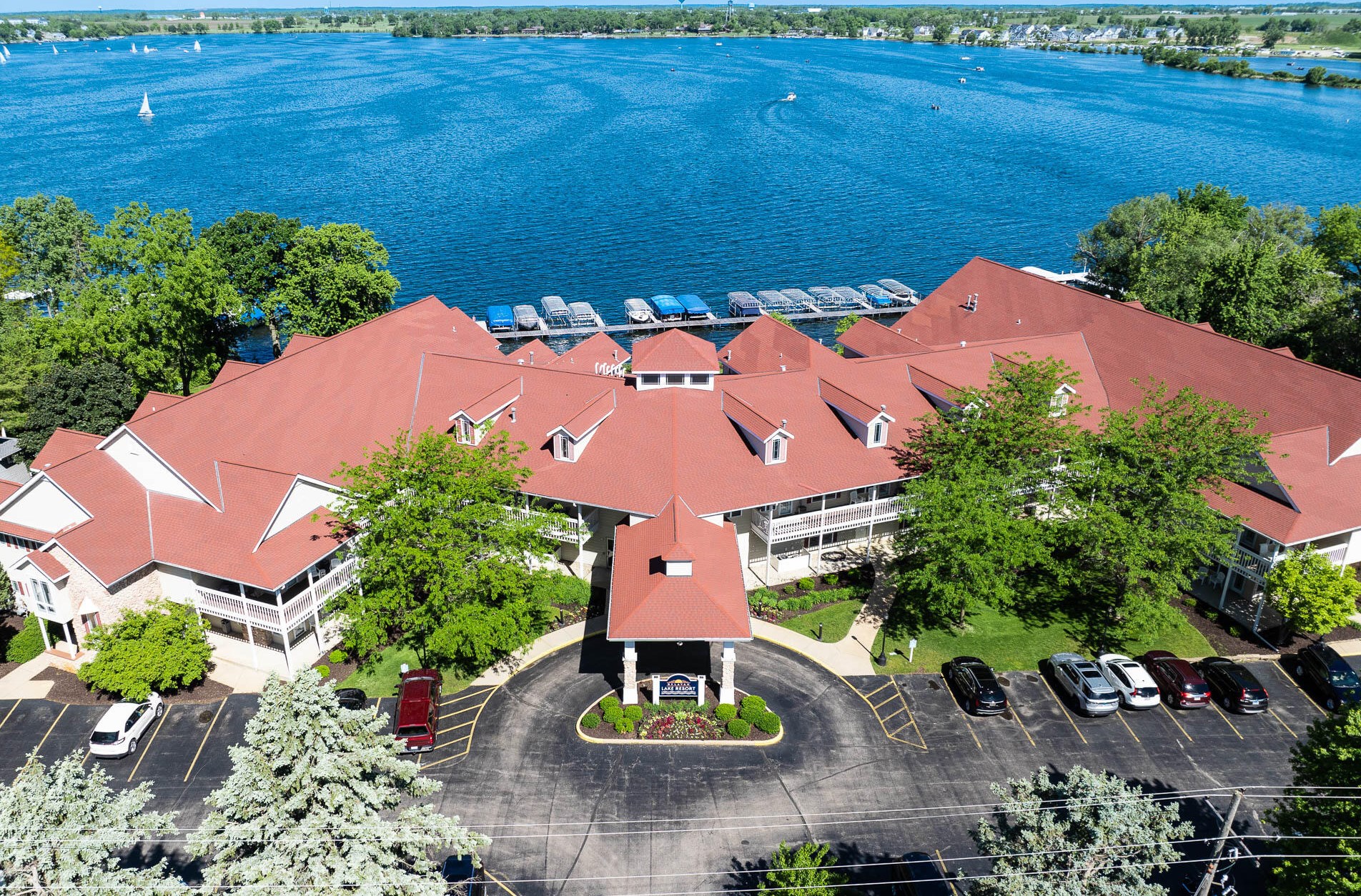 1505 Shore Dr, Delavan WI  53115-3624 exterior