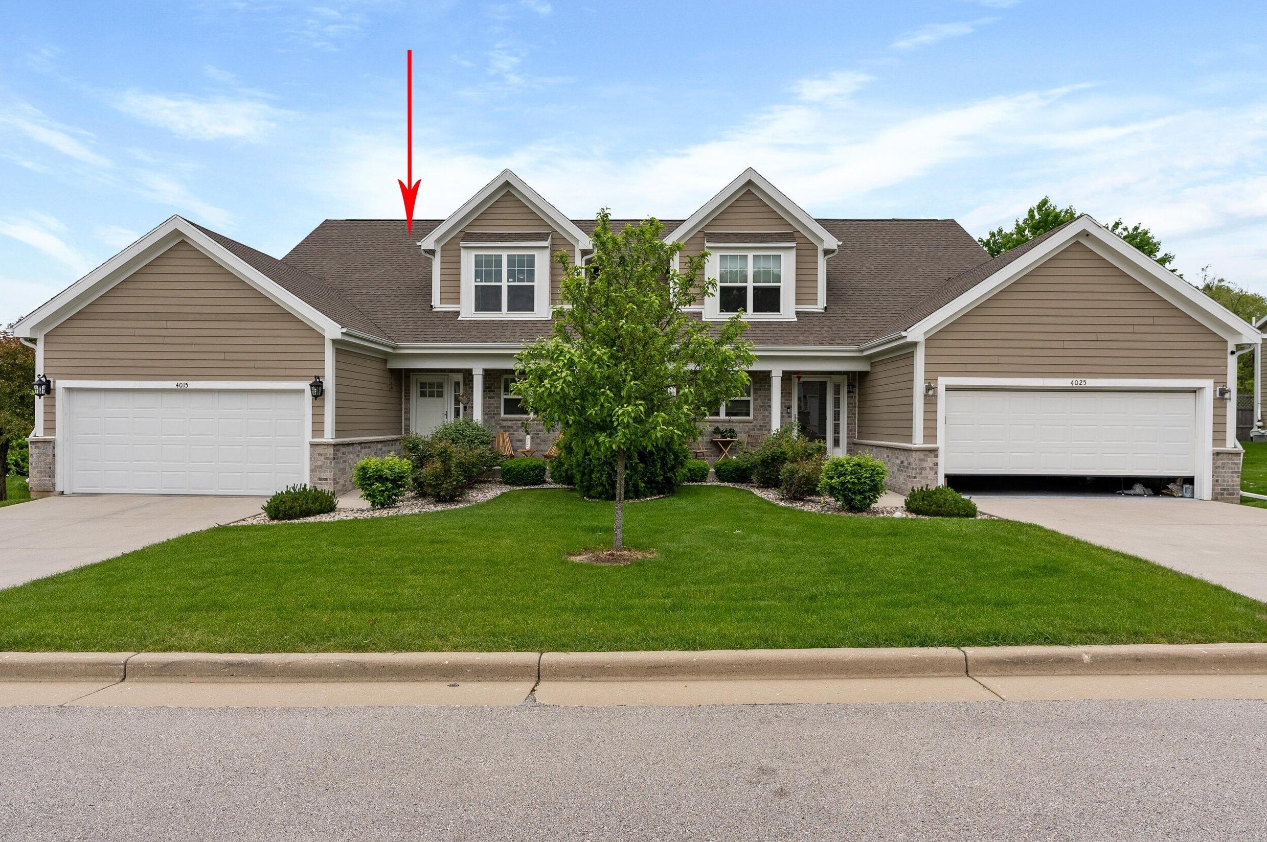4015 Wyndham Pointe Cir, Brookfield, WI 53005-4301