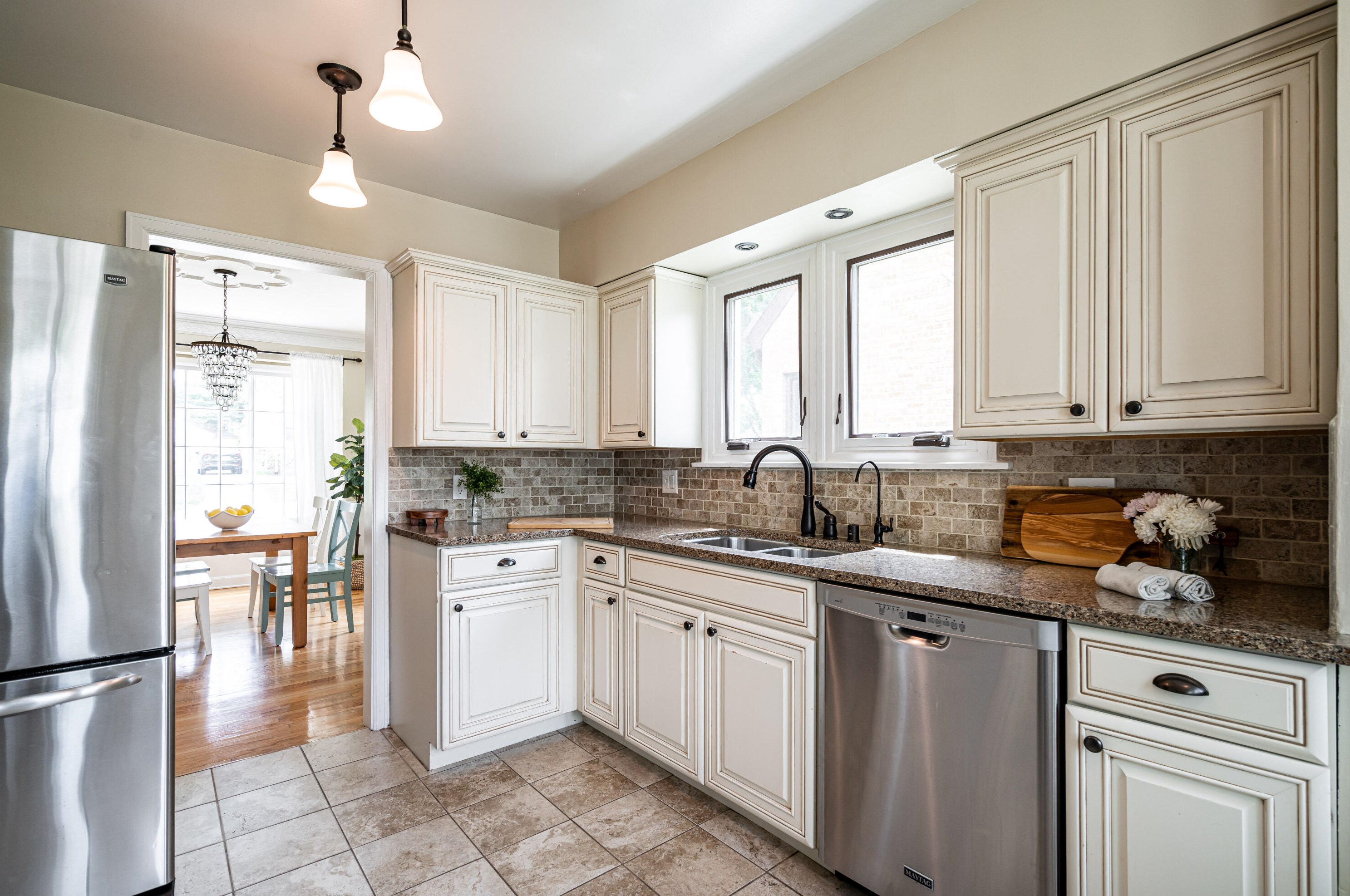 2763 Lefeber Ave, Milwaukee WI 53210-1141 exterior