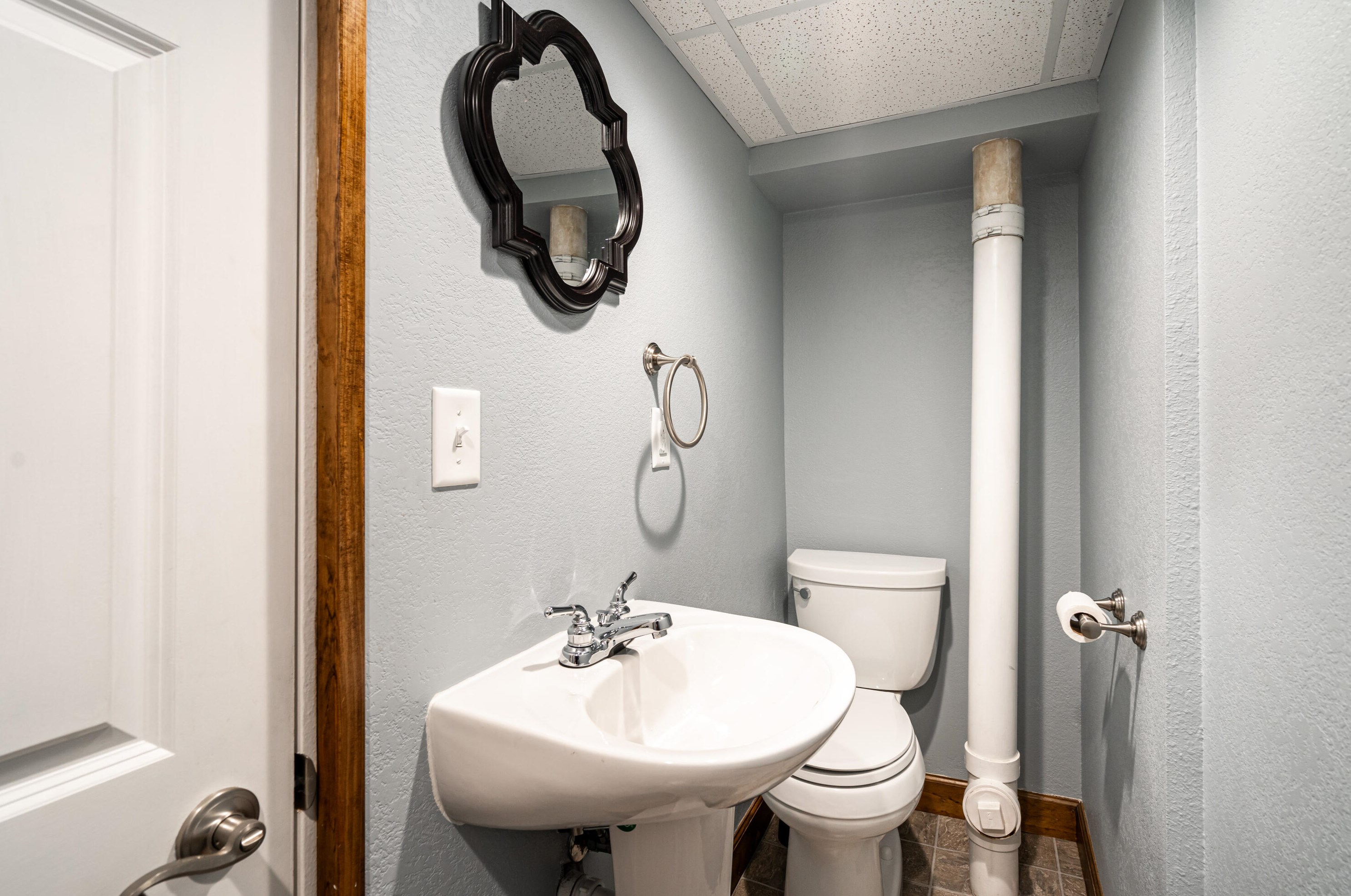 2763 Lefeber Ave, Milwaukee WI 53210-1141 exterior