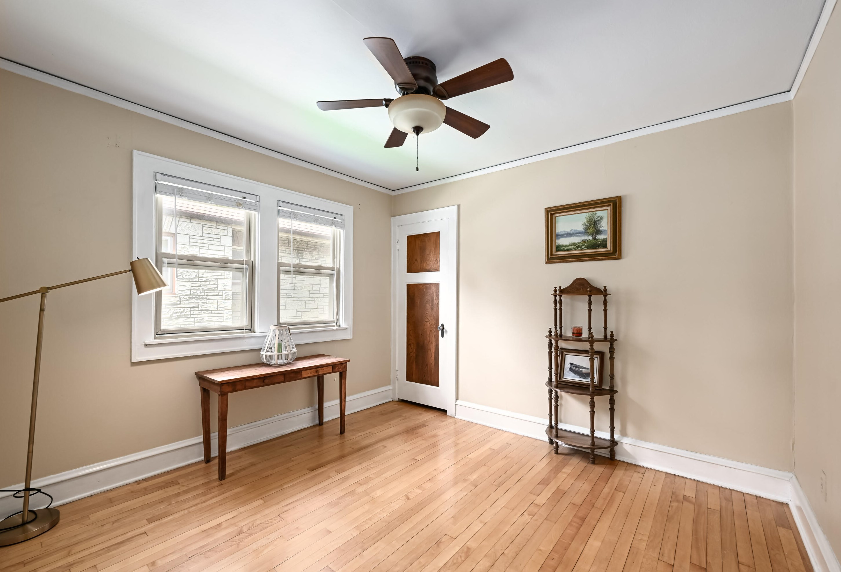 7035 Stuth Pl, Milwaukee WI 53219-1951 exterior