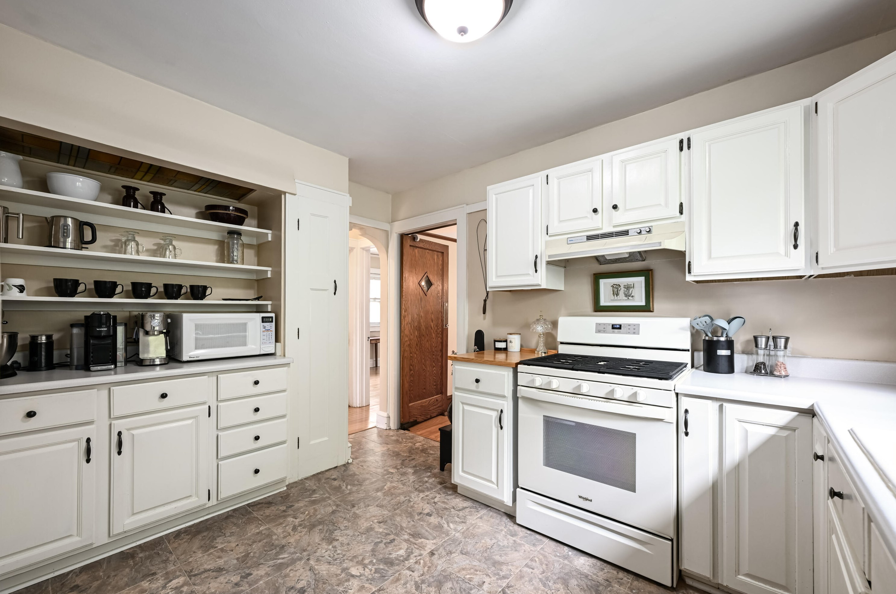 7035 Stuth Pl, Milwaukee WI 53219-1951 exterior