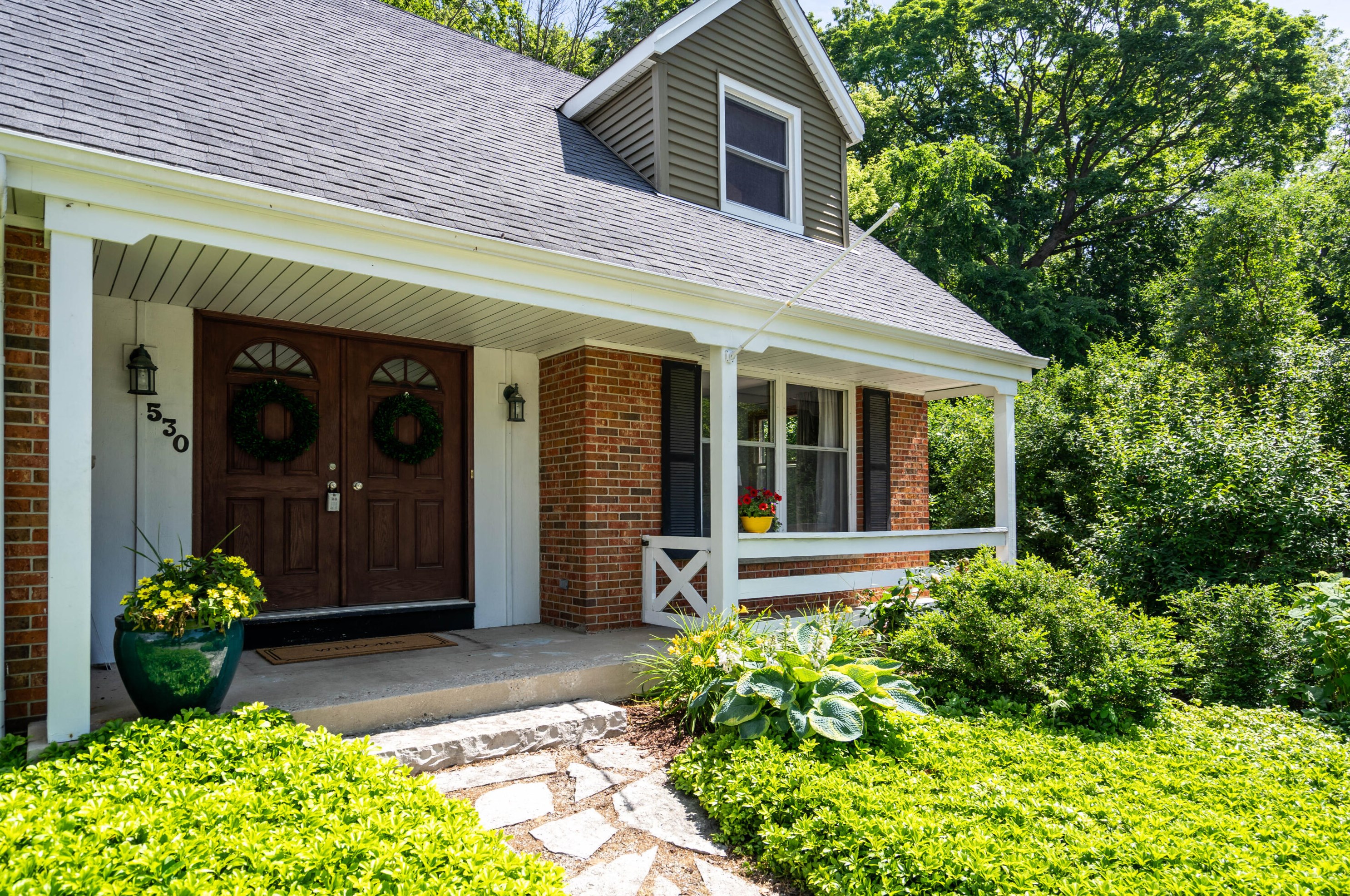 530 Fairfield Ct, Milwaukee, WI 53217-4129