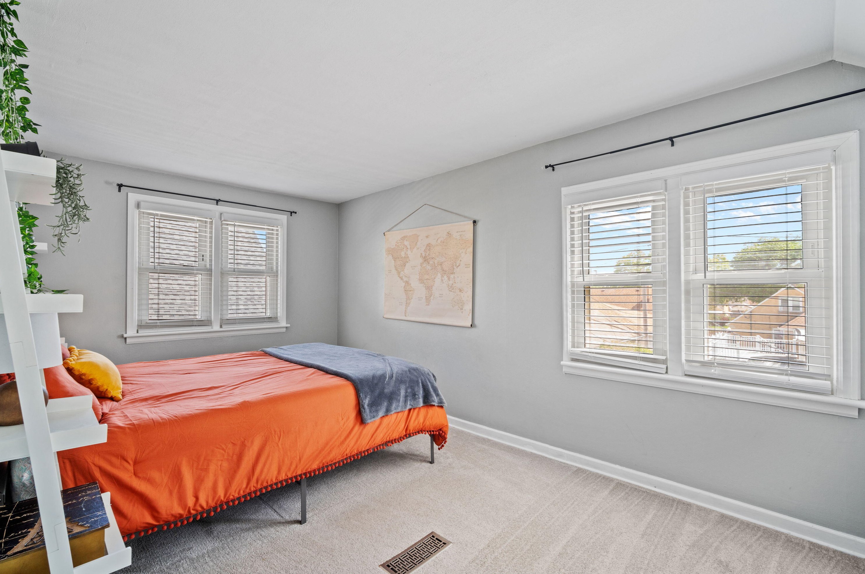 3216 38, Milwaukee WI 53215-4011 exterior