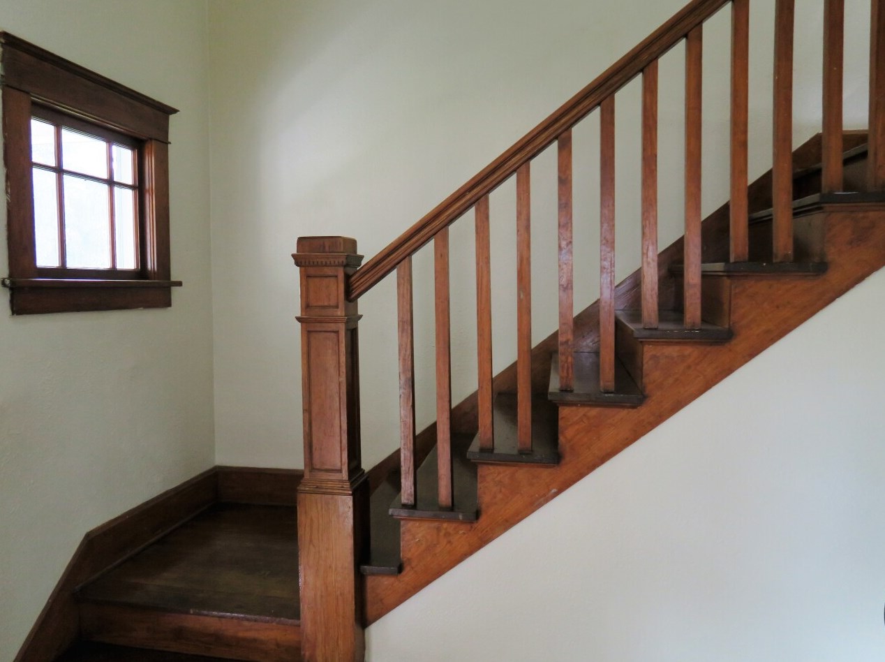 6437 22nd Ave, Kenosha WI 53143-1218 exterior