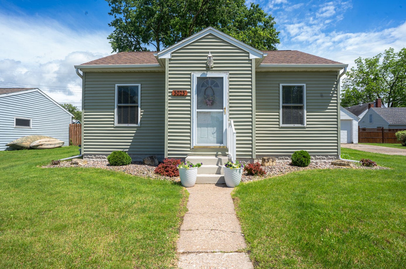 3023 S 25th St, La Crosse, WI 54601