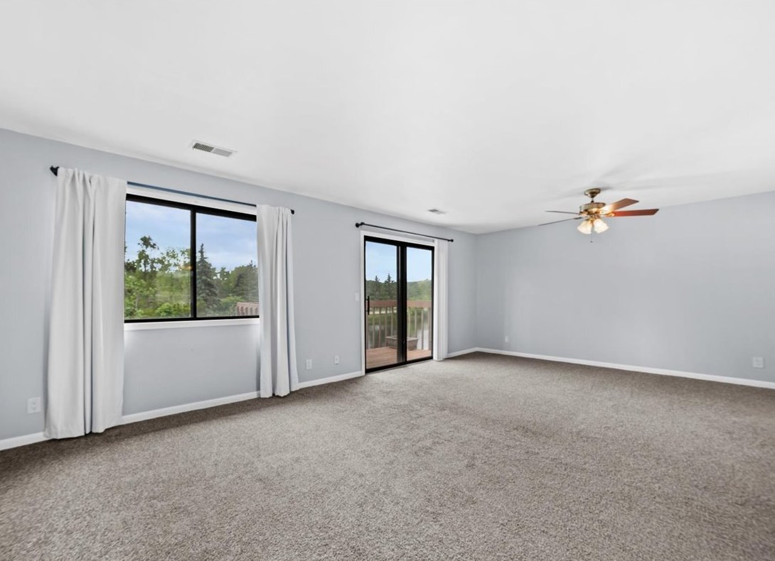 5749 Cambridge Cir, Racine, WI 53406-2852