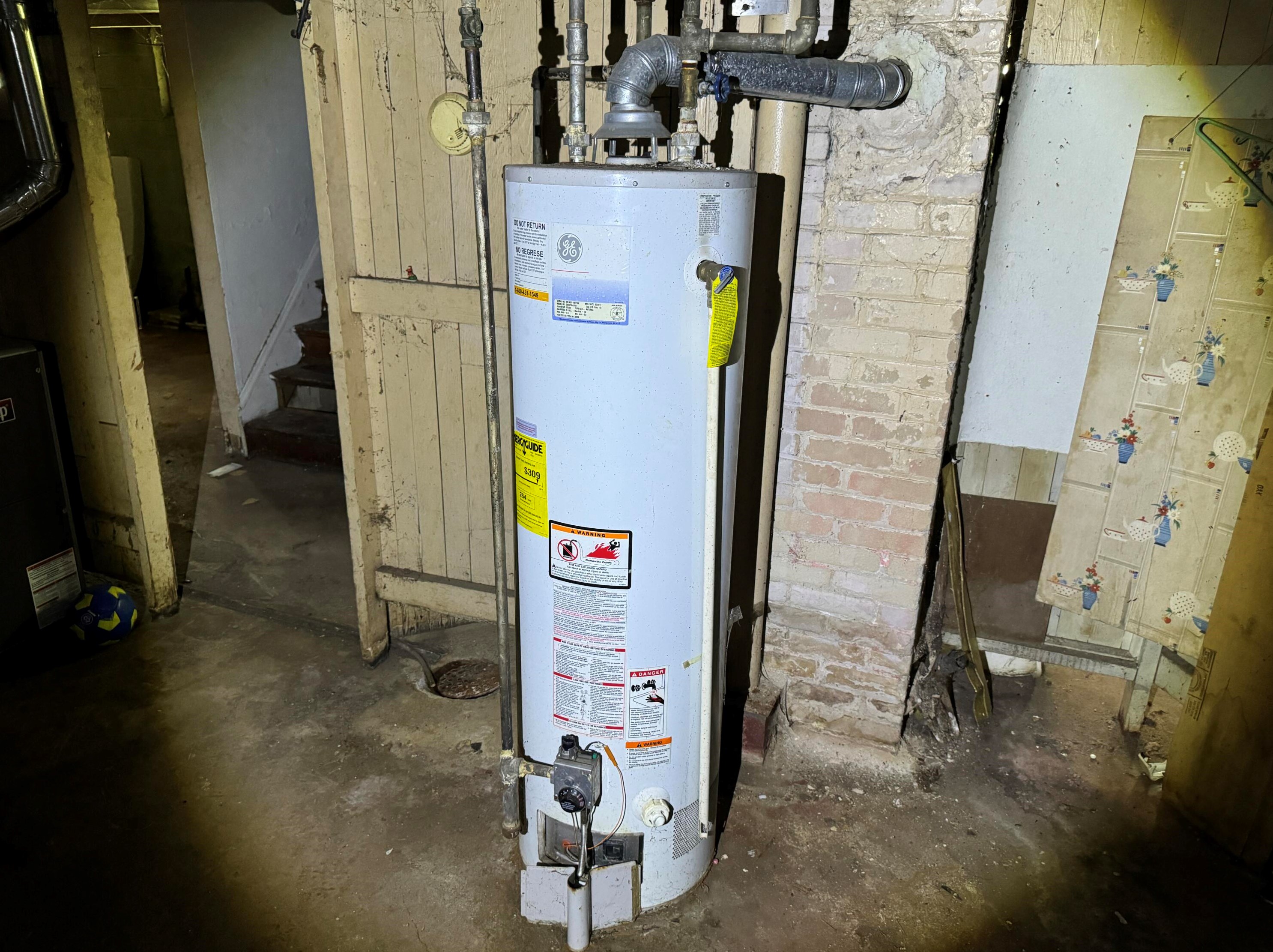 4445 30, Milwaukee WI 53208-4209 exterior