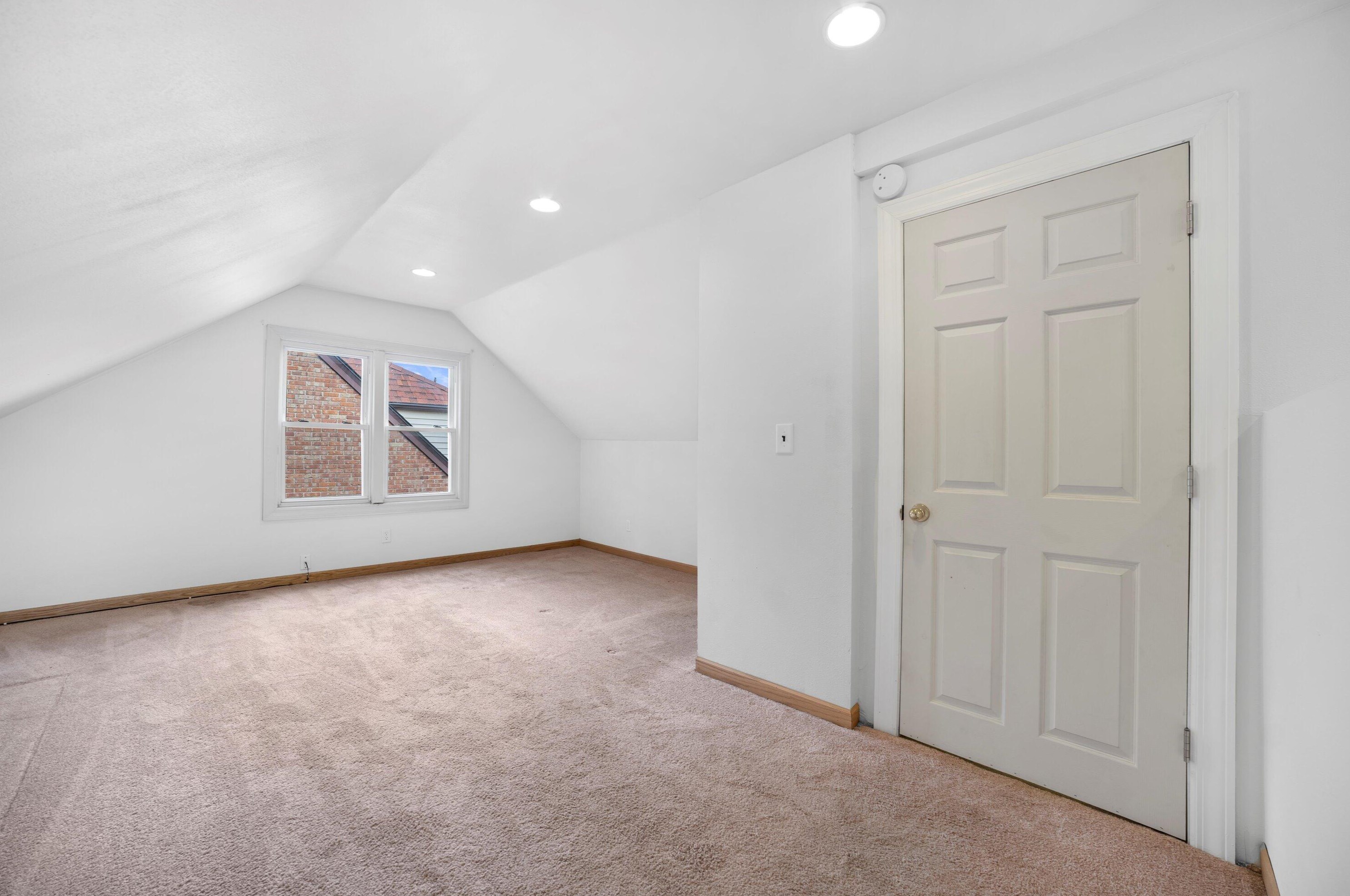 4912 66, Milwaukee WI 53218-4034 exterior