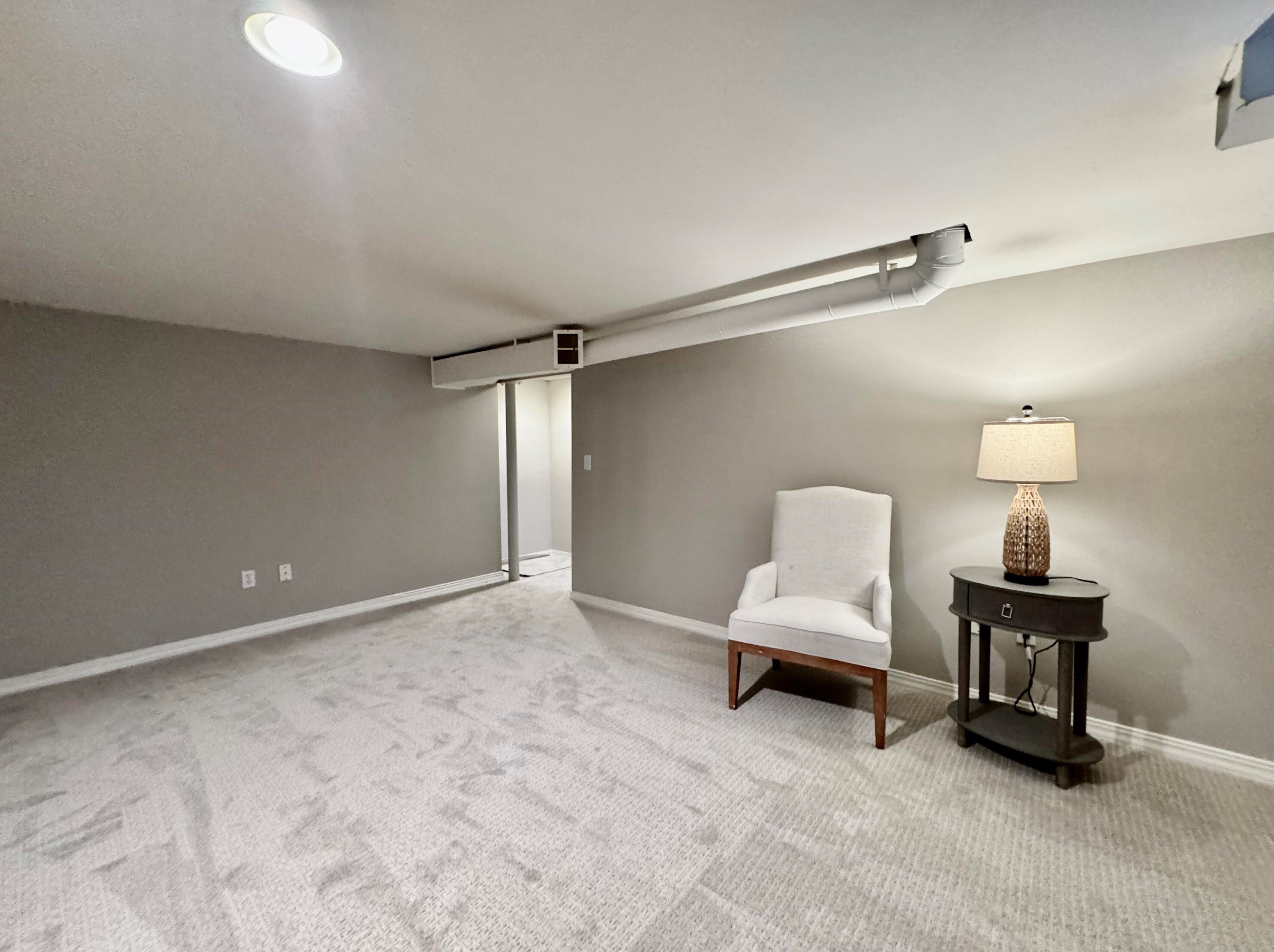 2652 86, Milwaukee WI 53222-4722 exterior