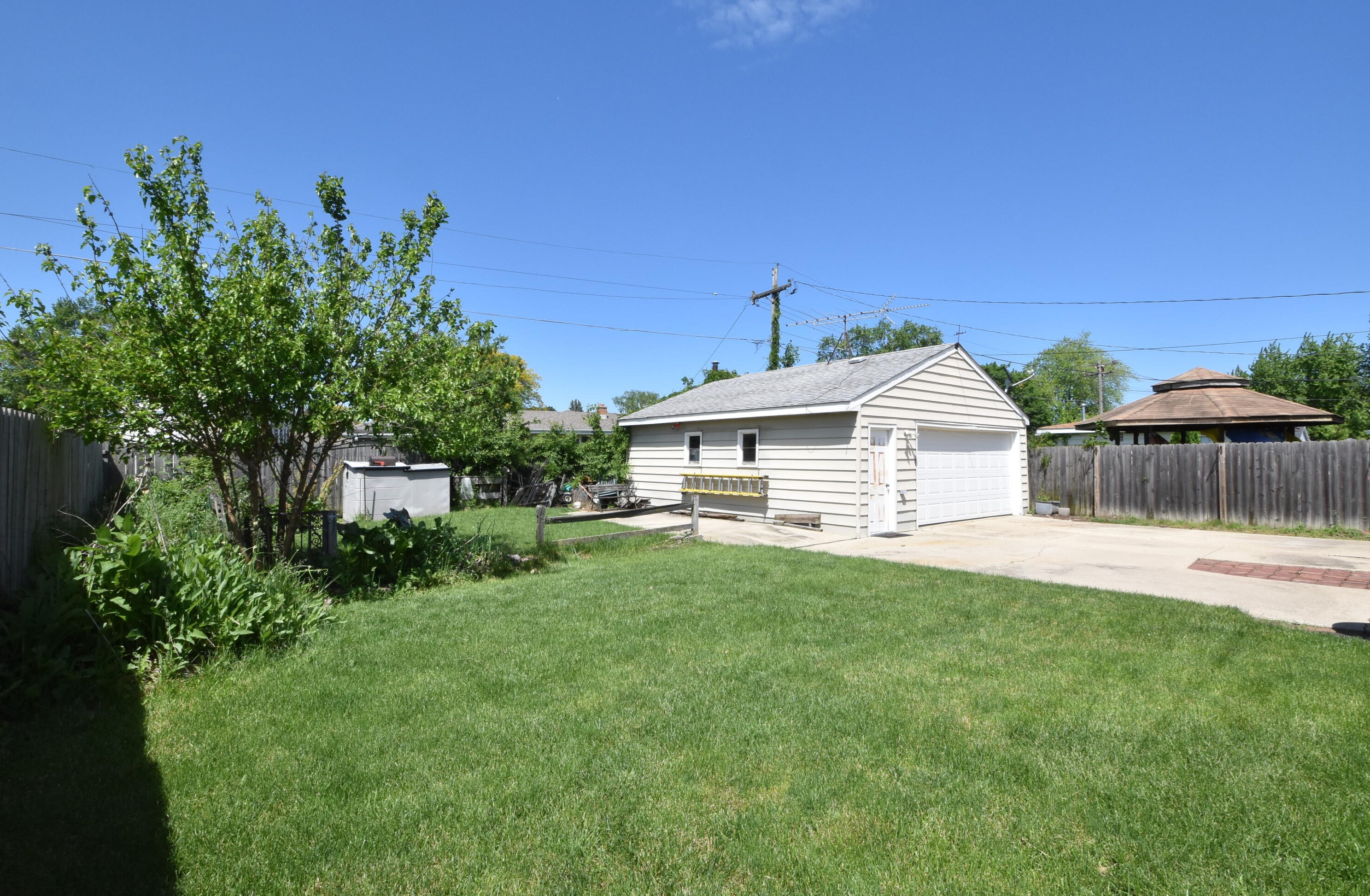 5808 67 St, Kenosha WI 53143-4958 exterior