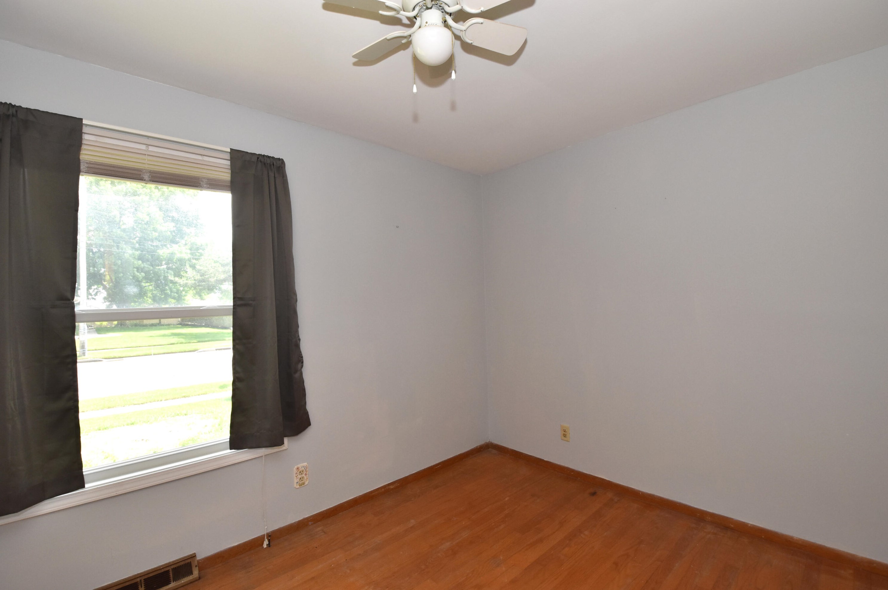 5808 67 St, Kenosha WI 53143-4958 exterior