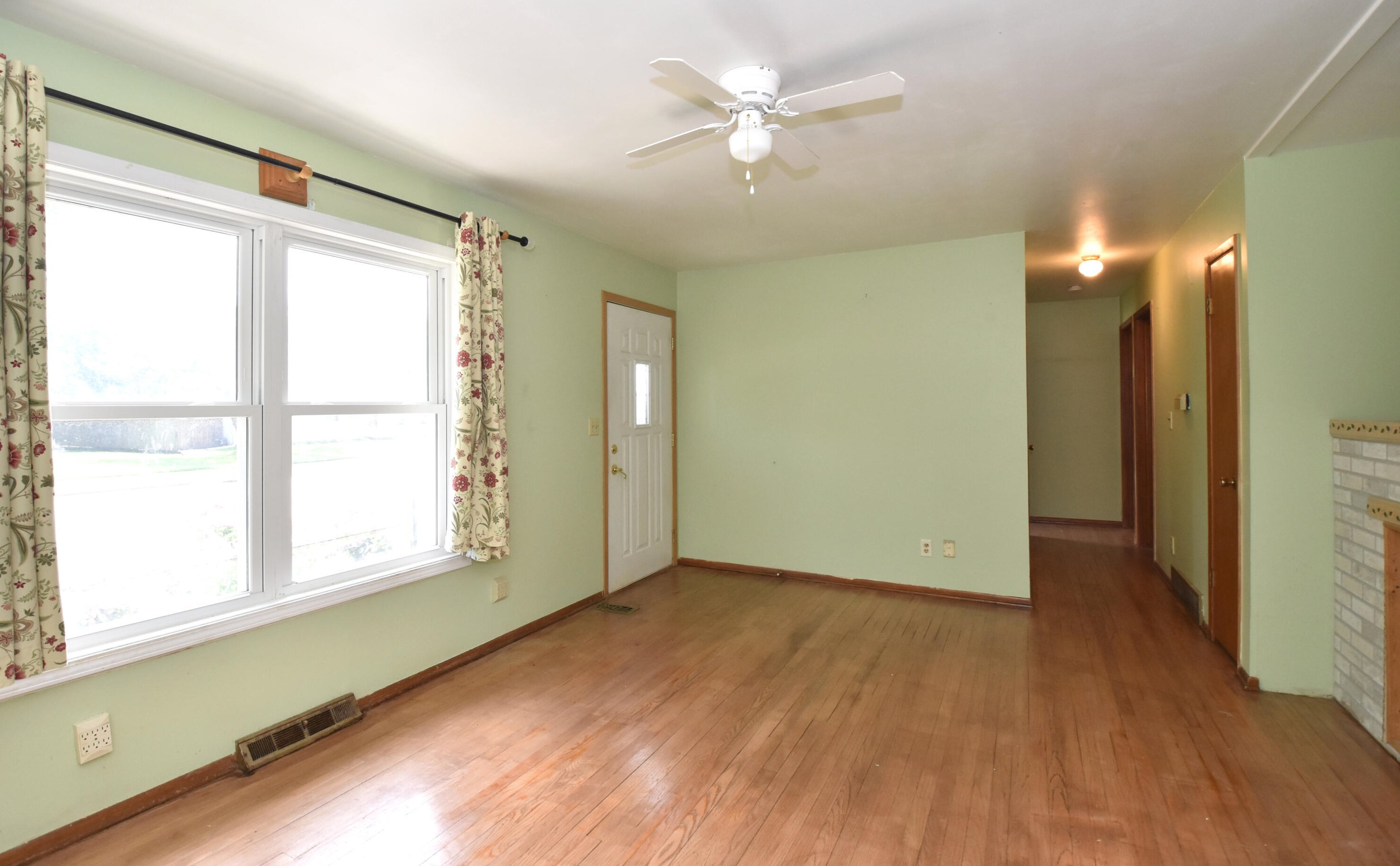 5808 67 St, Kenosha WI 53143-4958 exterior