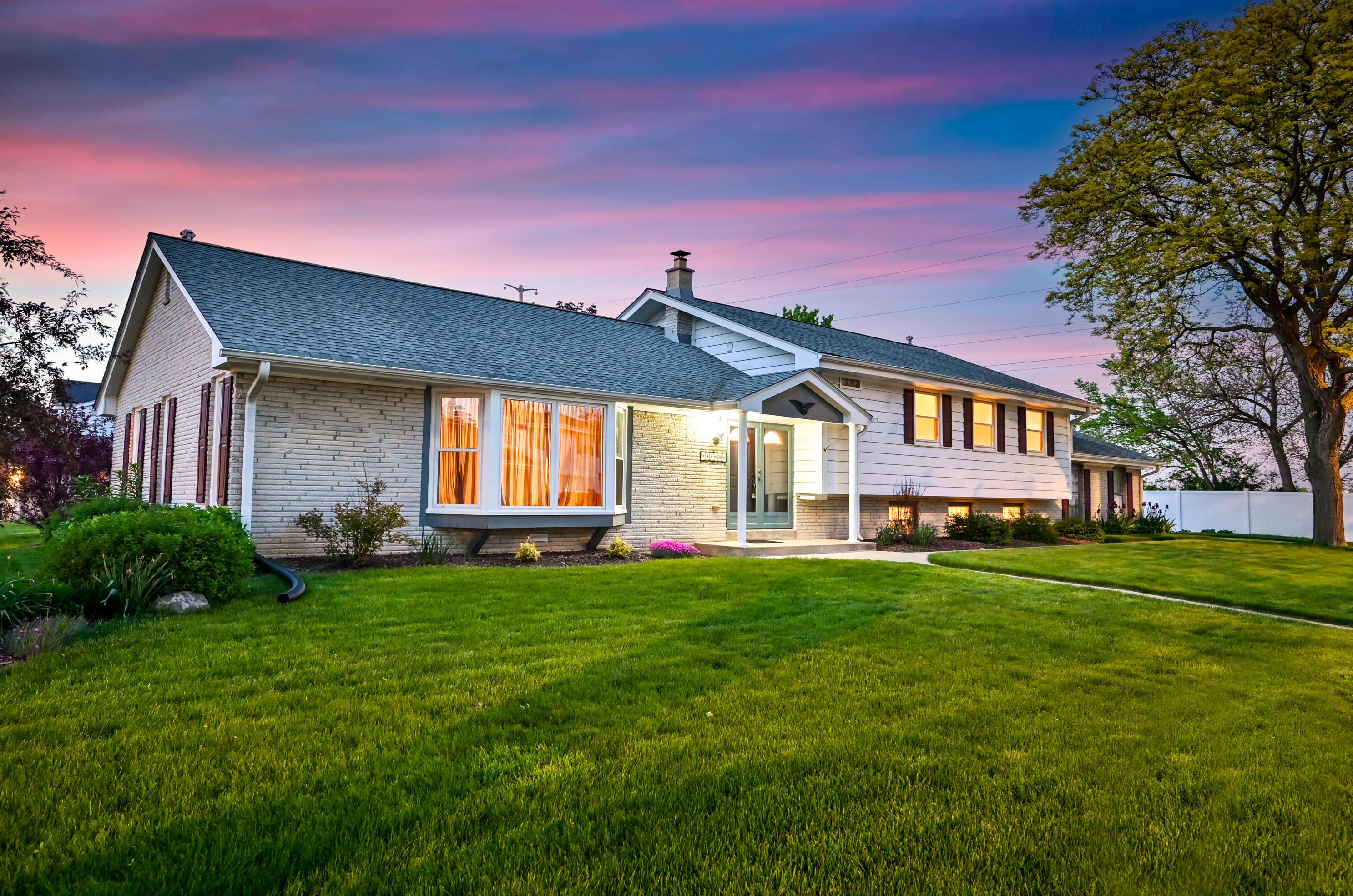 11910 W Locust St, Milwaukee, WI 53222