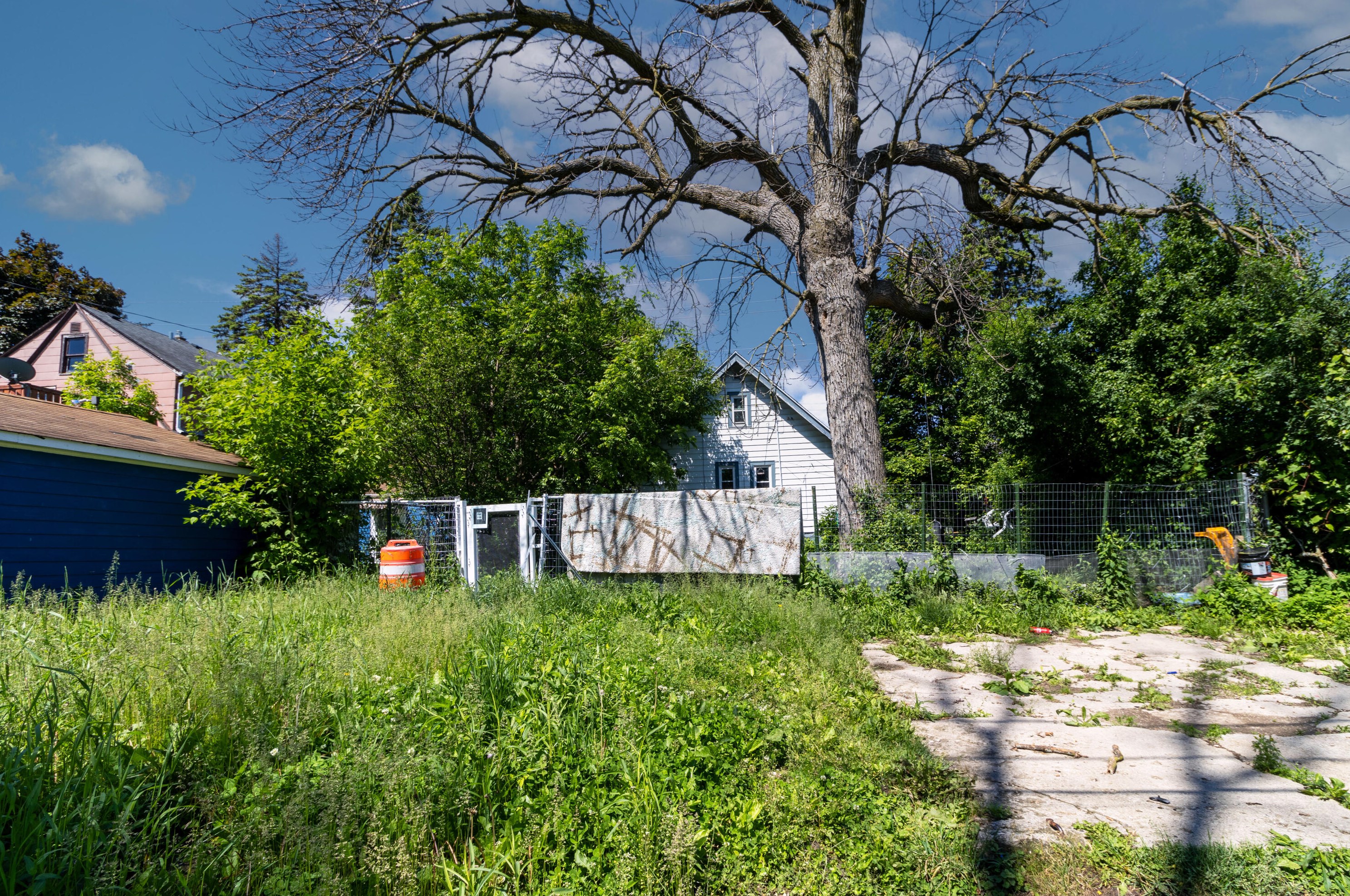 4738 20th St, Milwaukee WI 53209-6345 exterior