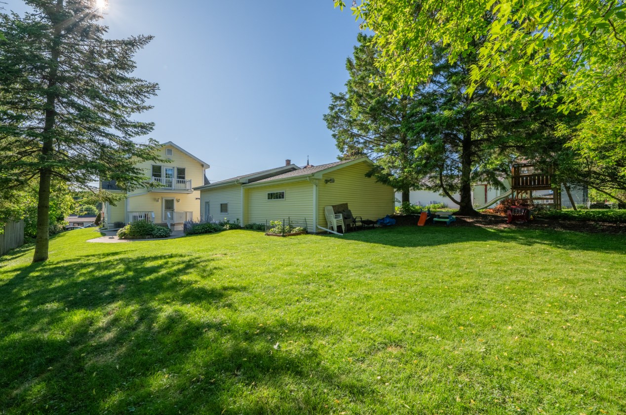 122 S Wilson St, Waubeka, WI 53021
