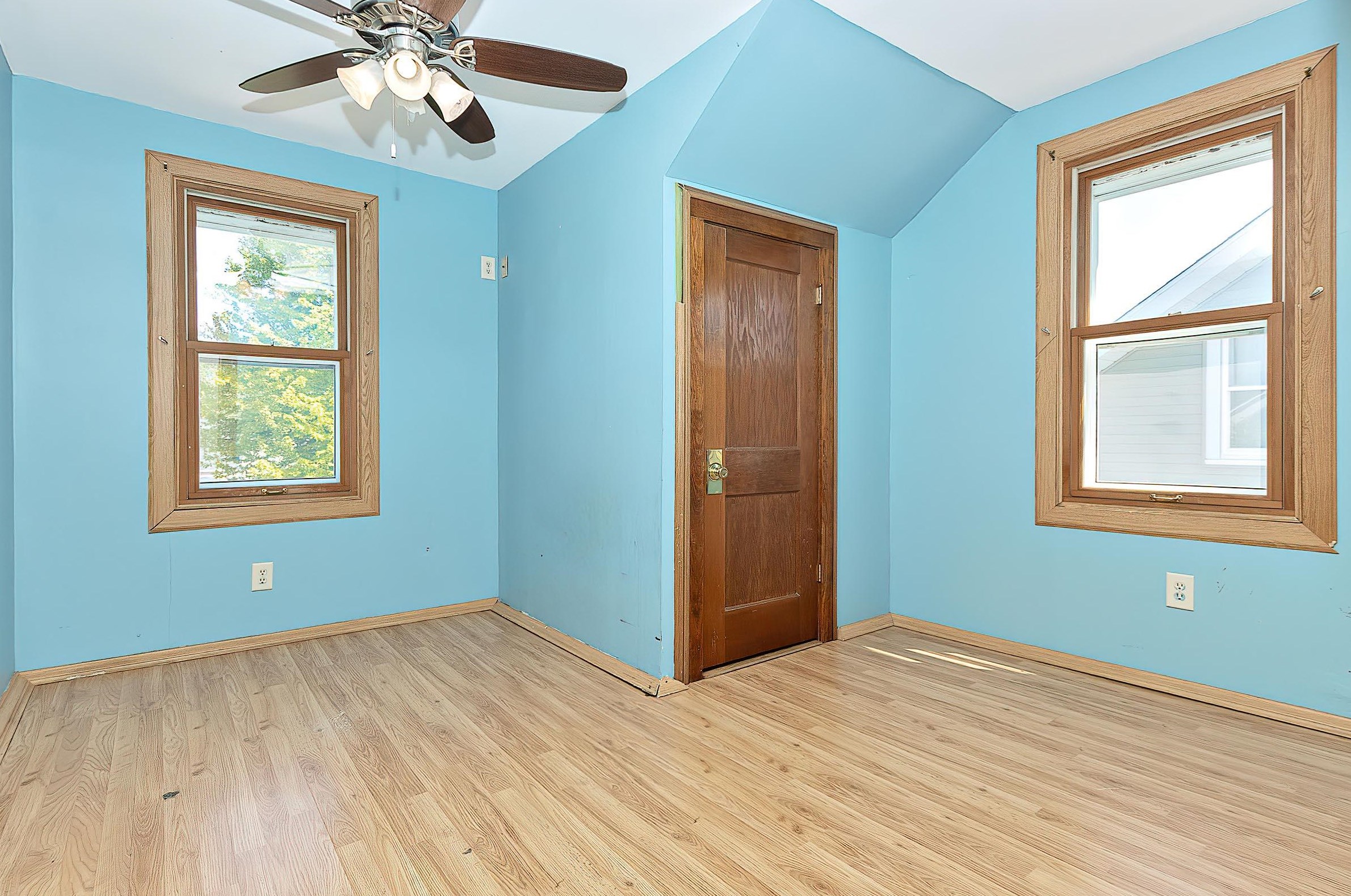 7111 31 Ave, Kenosha WI 53144-2802 exterior