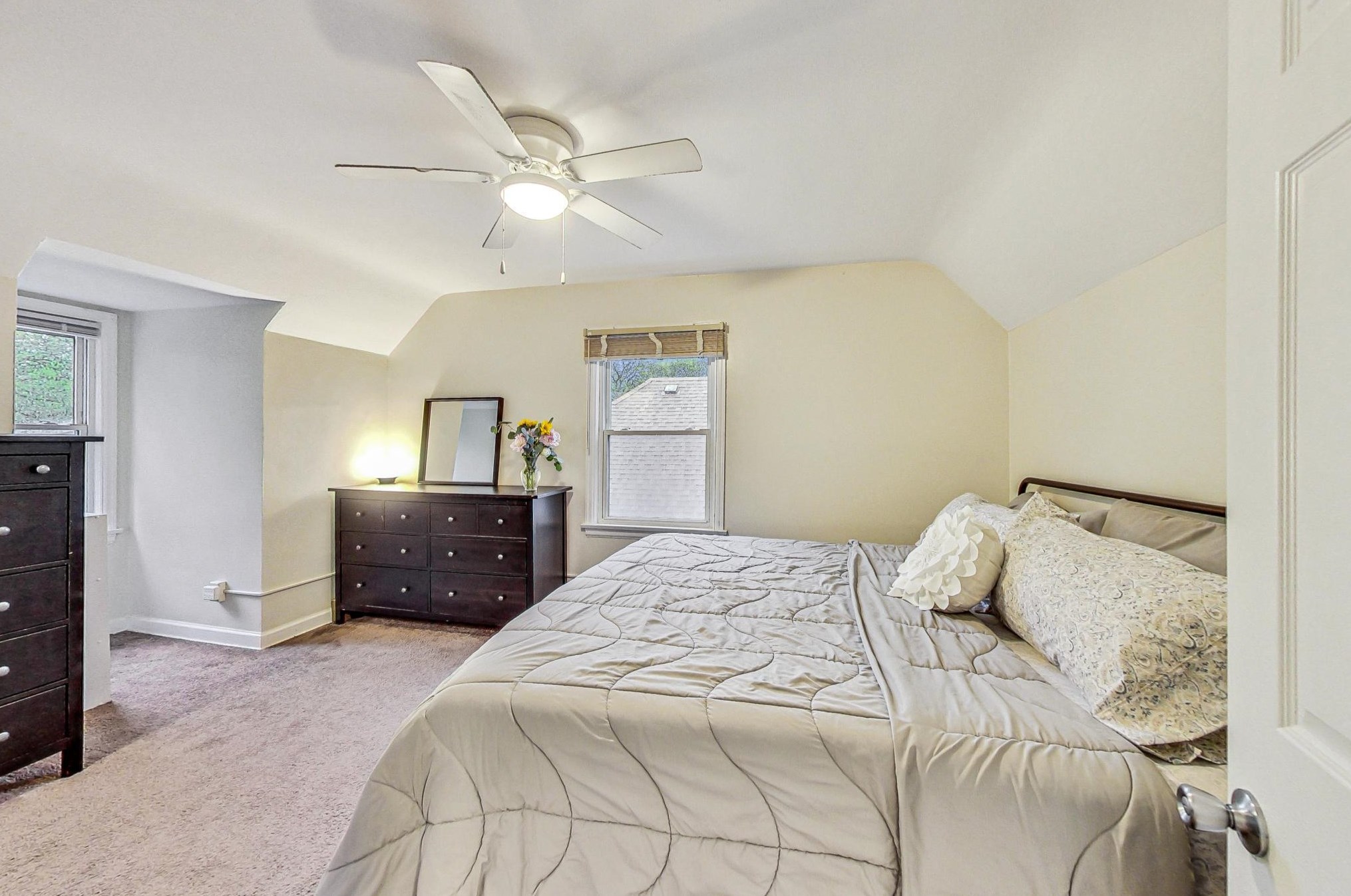 4534 39, Milwaukee WI 53209-5804 exterior